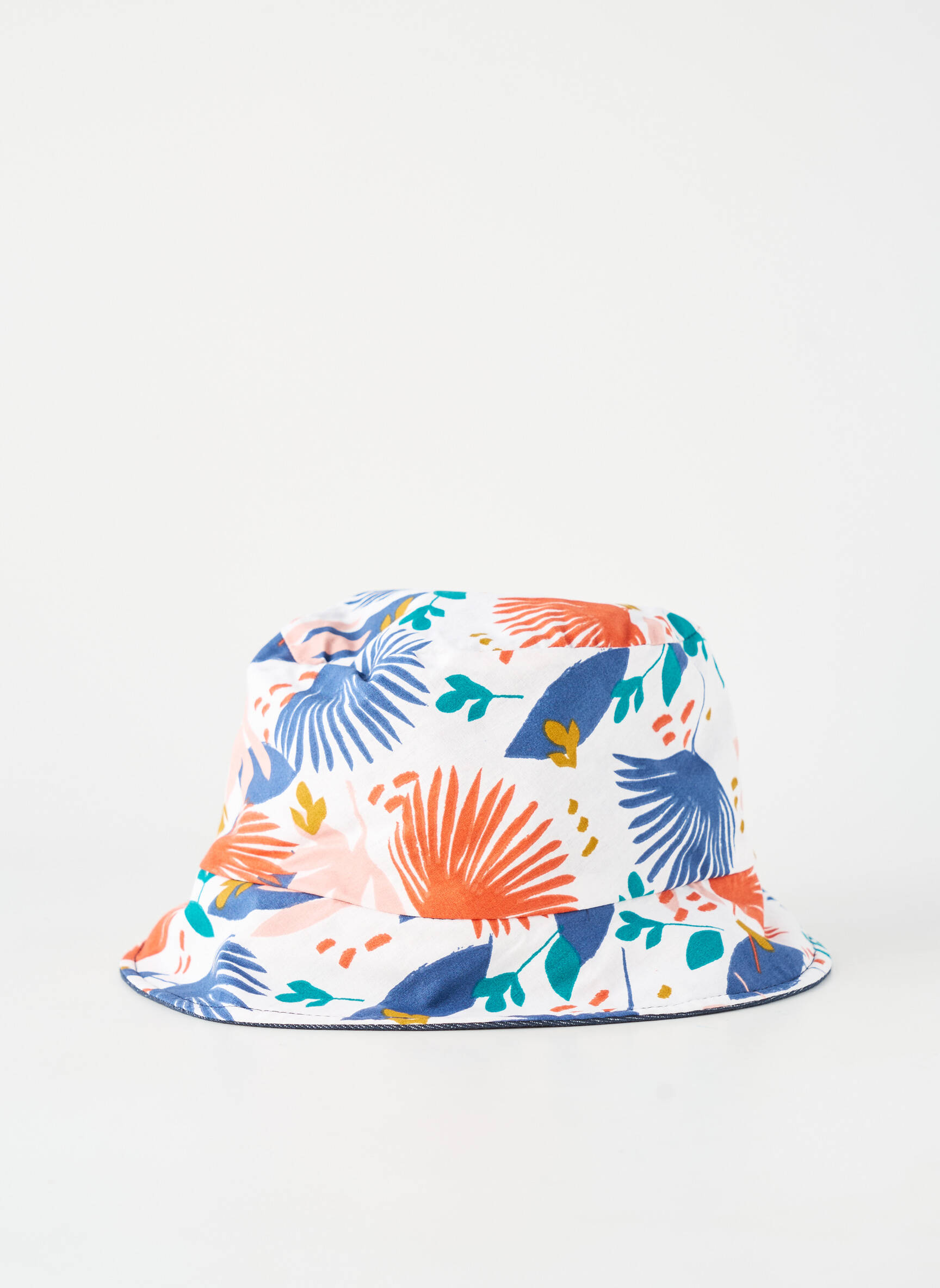 Chapeau forme bob bleu TOUT EN TETE femme
