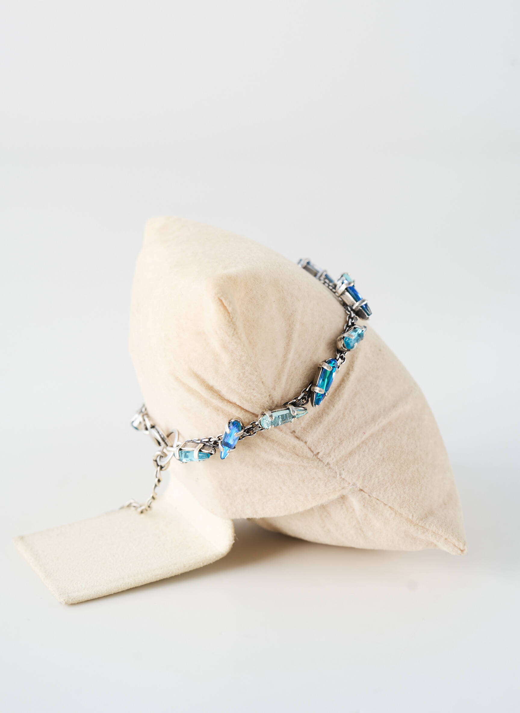 Bracelet ornement pierre bleu KONPLOTT femme