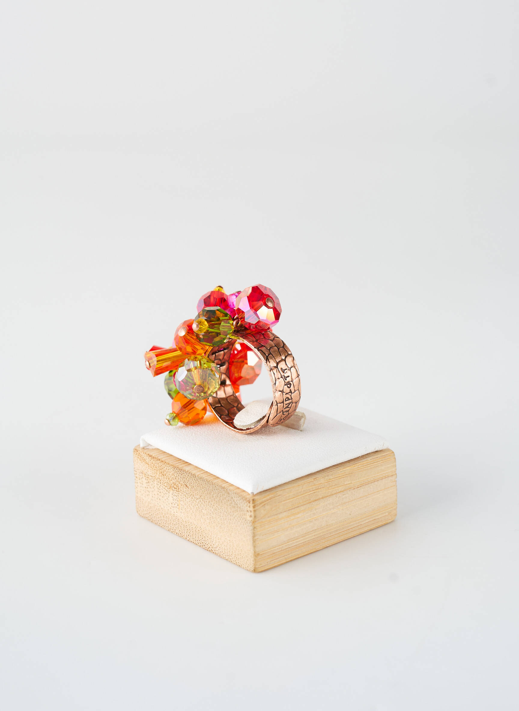 Bague ornement perles rouge KONPLOTT femme