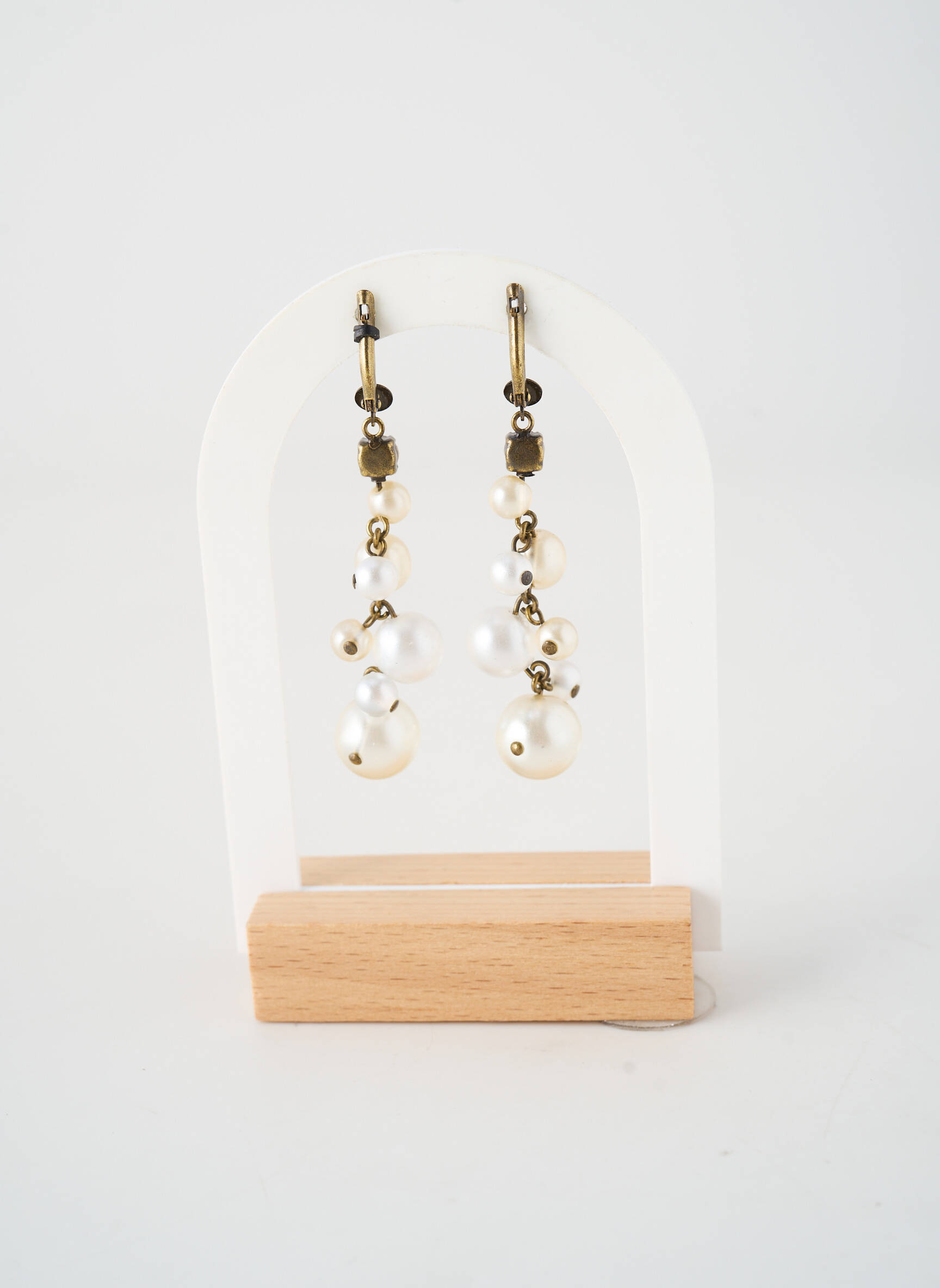 Boucles d’oreilles fermeture fermoir clips blanc KONPLOTT femme