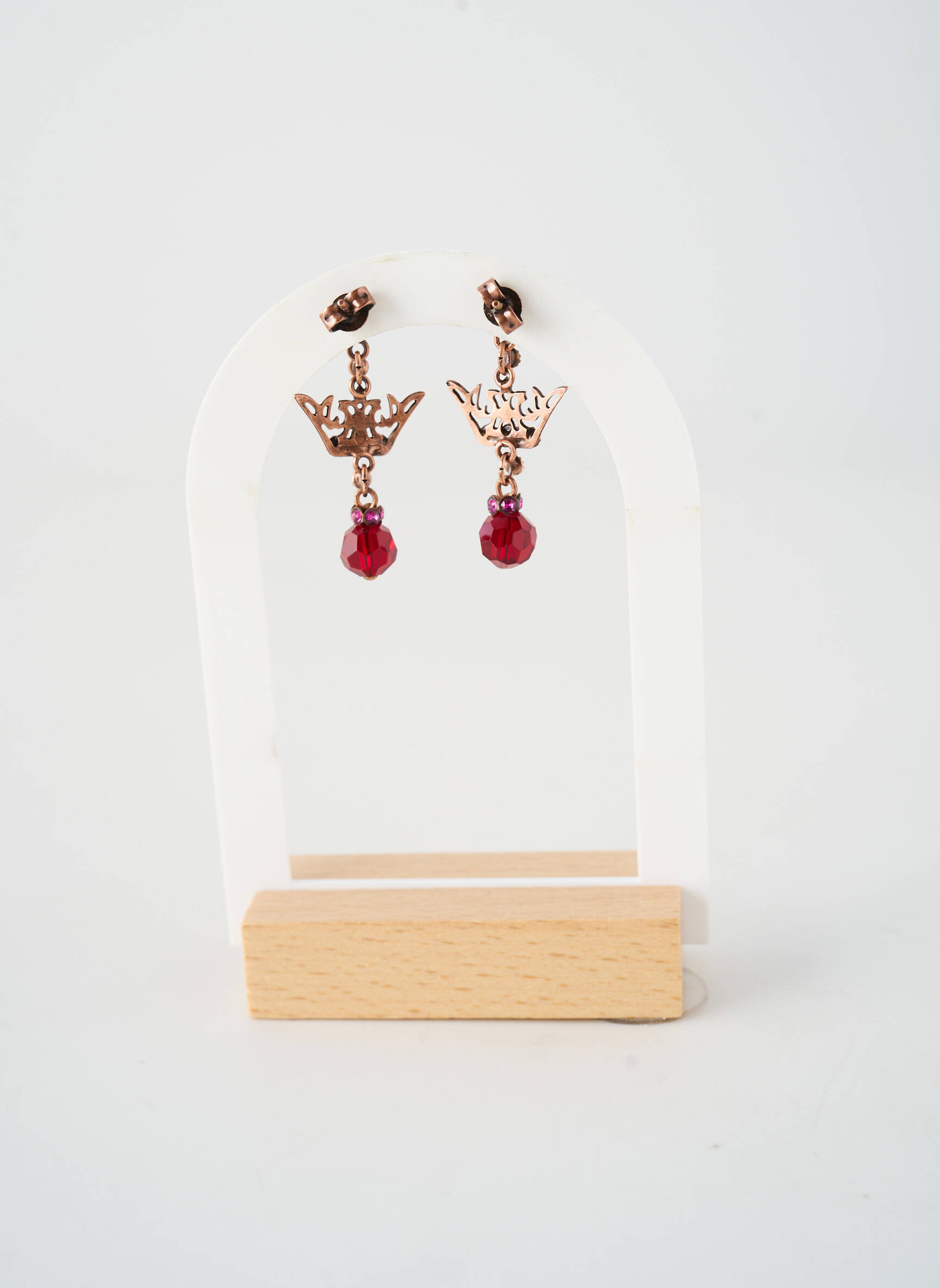 Boucles d’oreilles ornement pierre rouge KONPLOTT femme