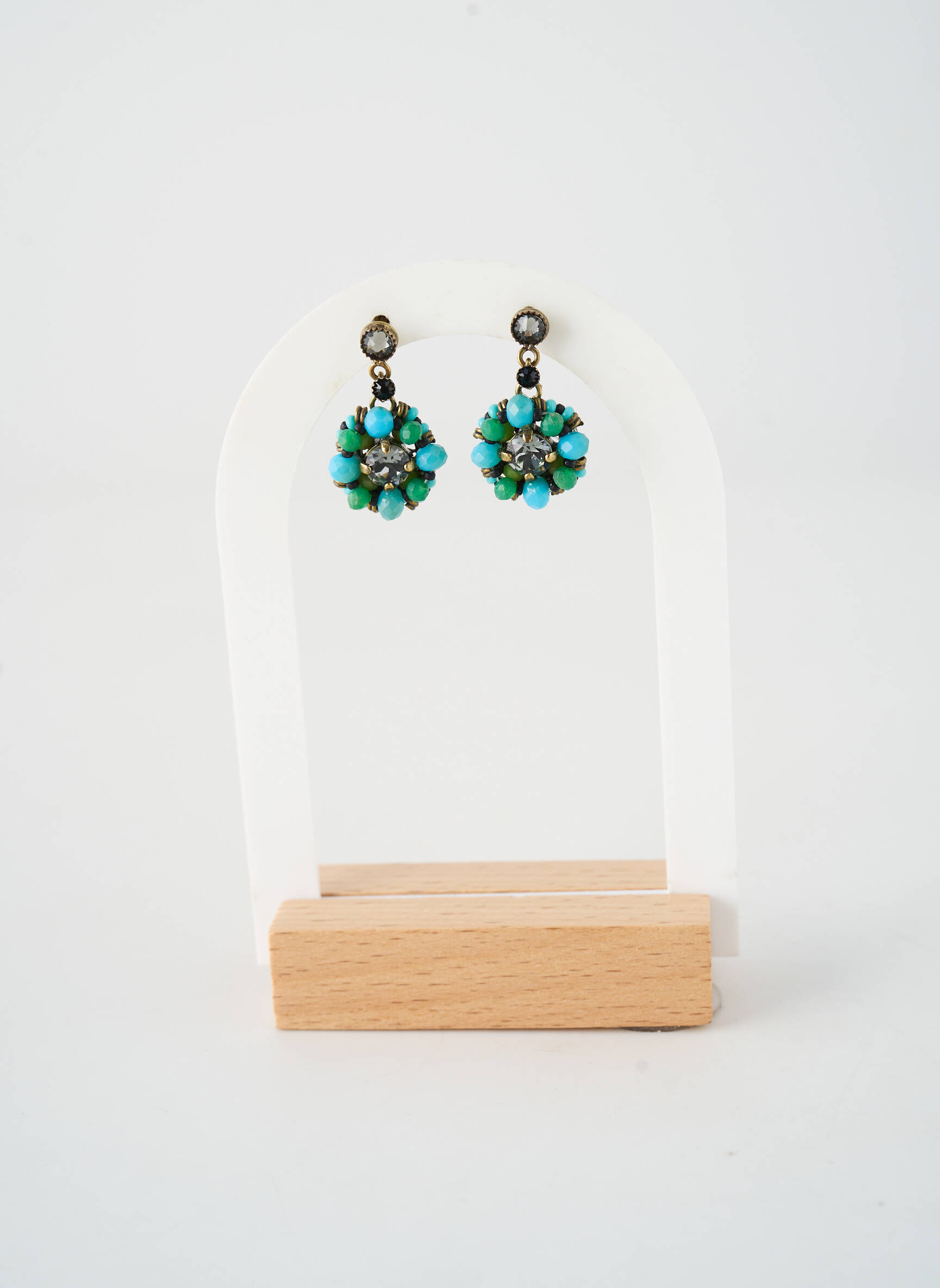 Boucles d’oreilles matériaux métal bleu KONPLOTT femme