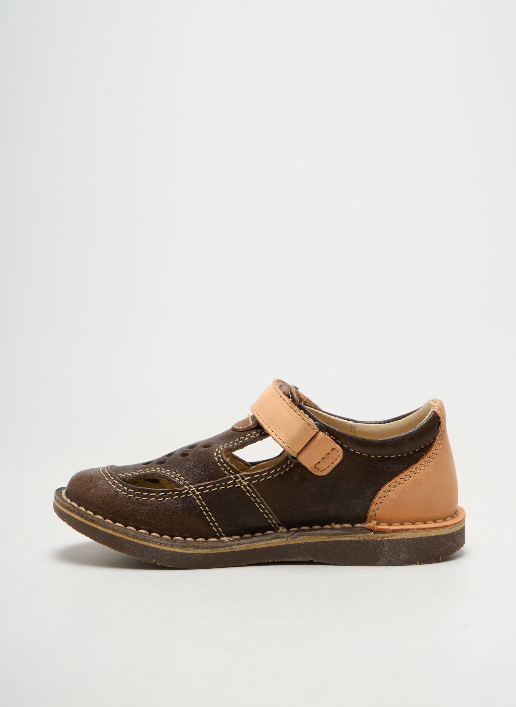Ballerines matière lisse bout rond marron KICKERS fille
