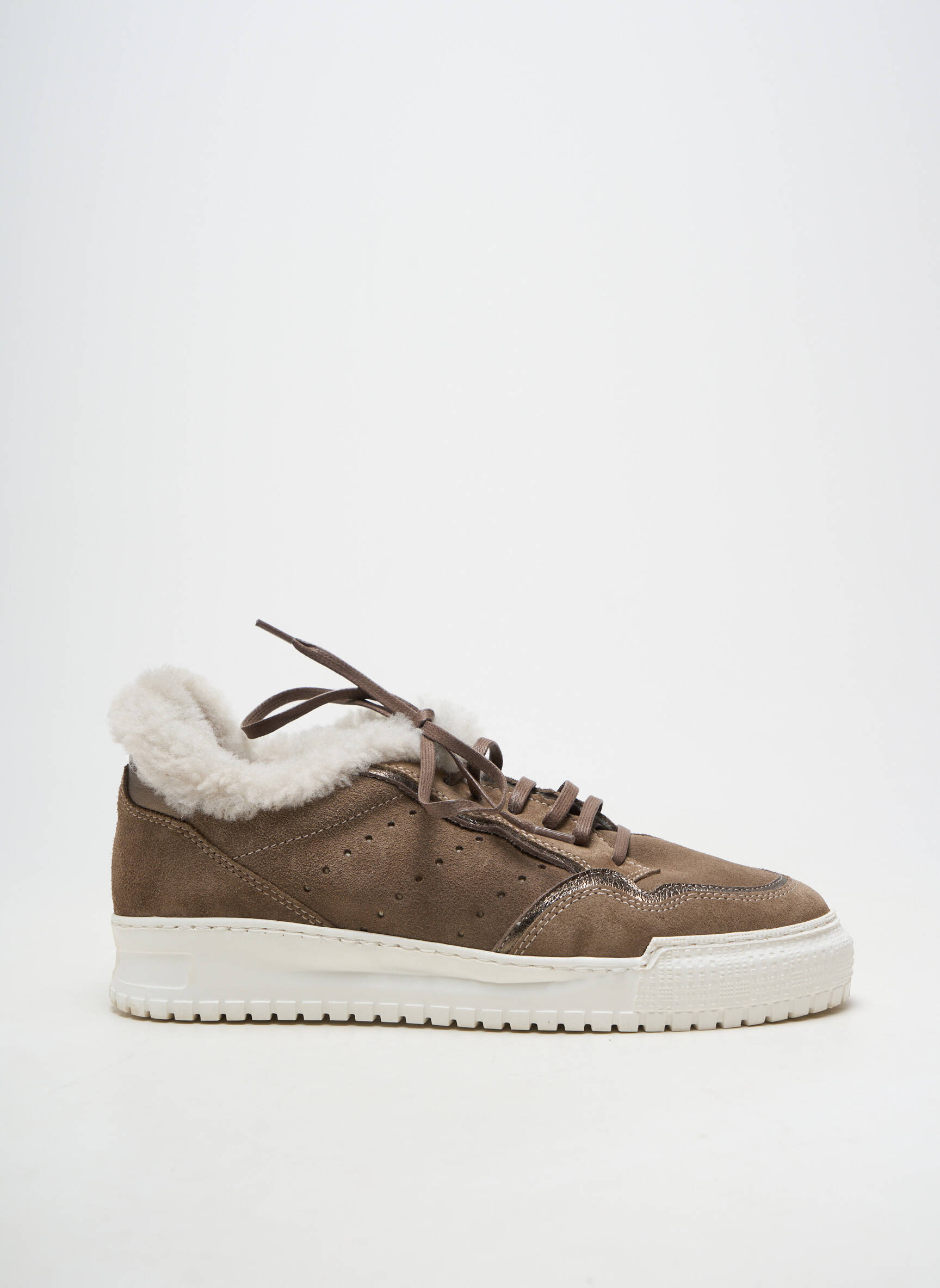 Baskets bout rond talon plat jusqu'à 3cm marron HOOPER SHOES femme