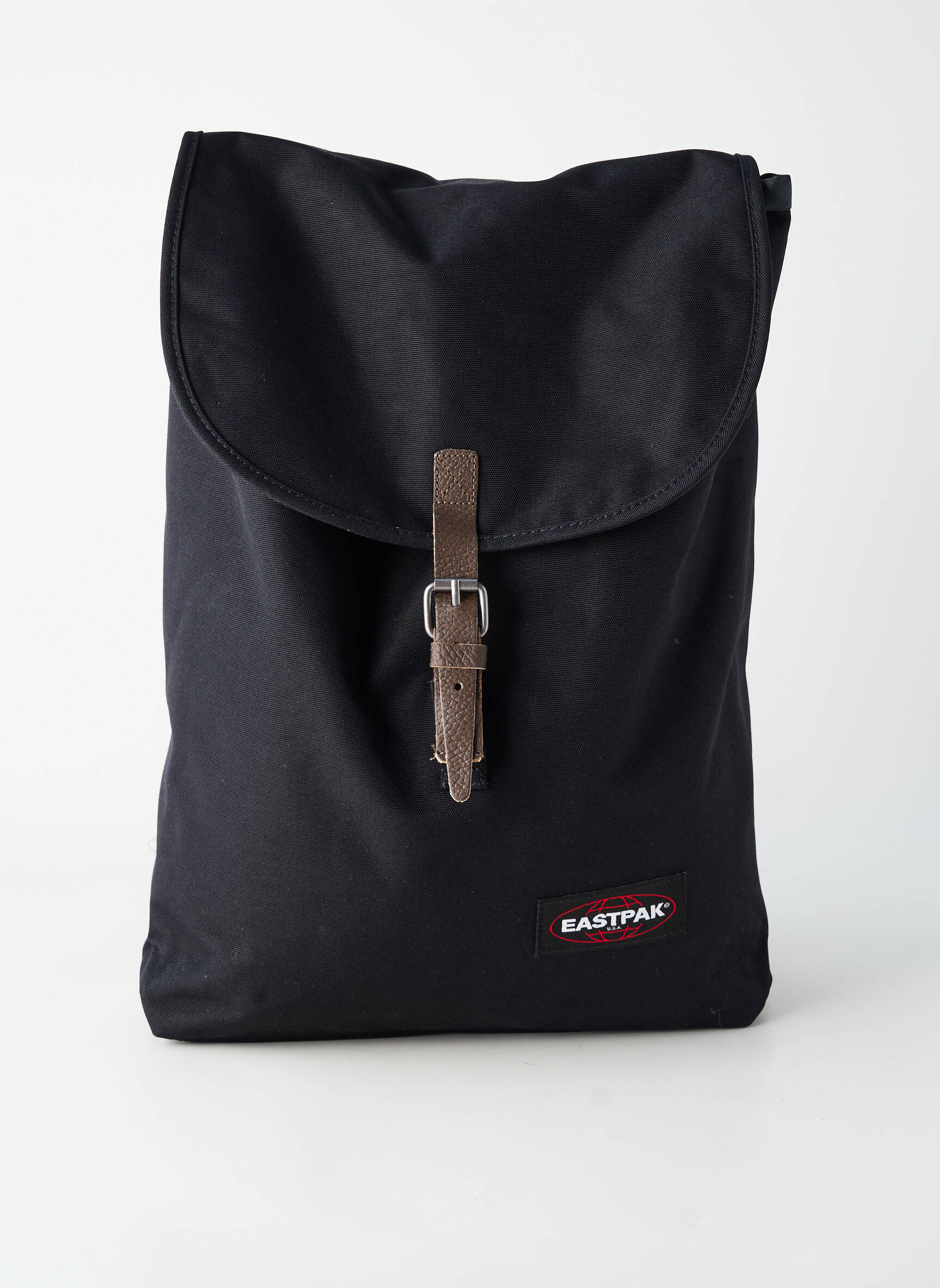 Sac à dos multipoches noir EASTPAK femme