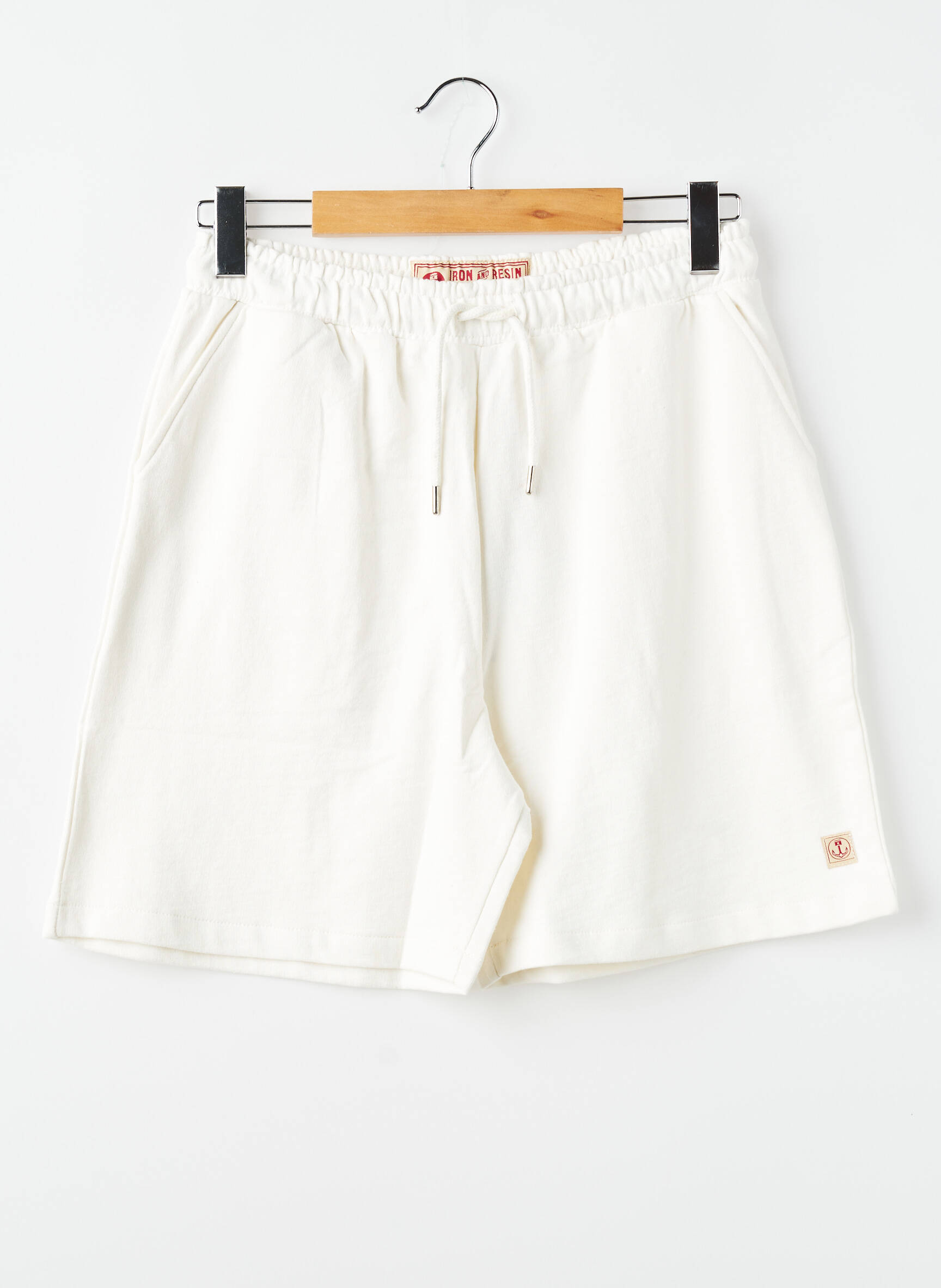 Short fermeture liens à nouer taille normale beige IRON AND RESIN homme