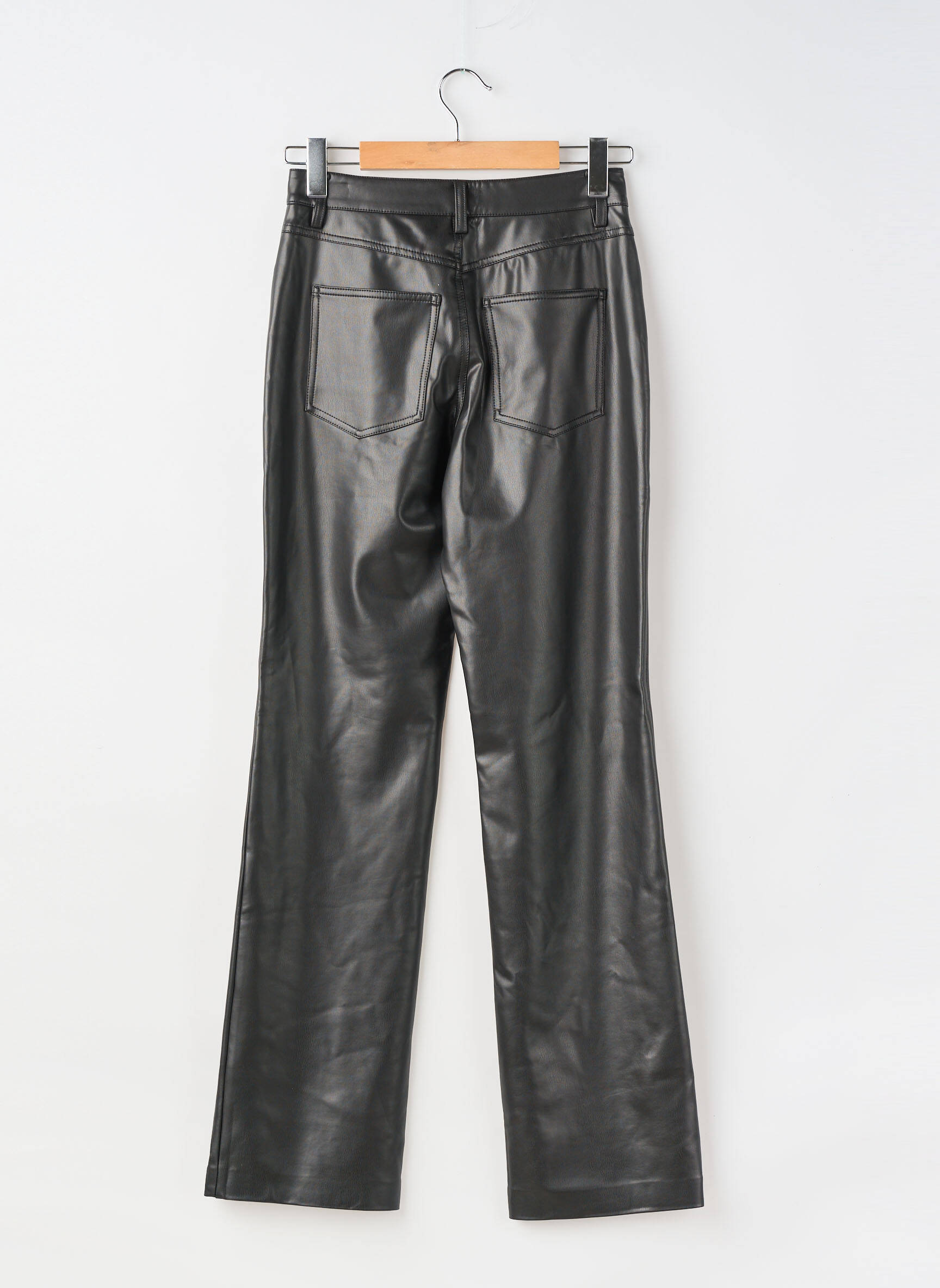Pantalon droit fermeture zippée sous rabat boutonné taille normale noir GUESS femme