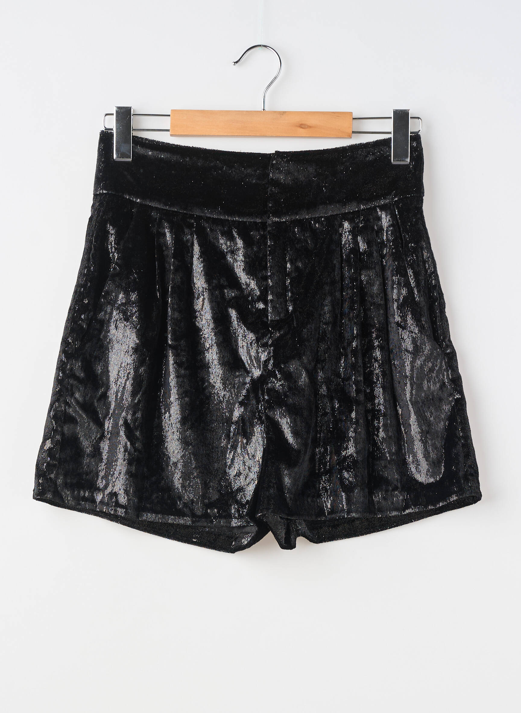 Short fermeture zippée sous rabat avec crochet taille normale noir BA&SH femme
