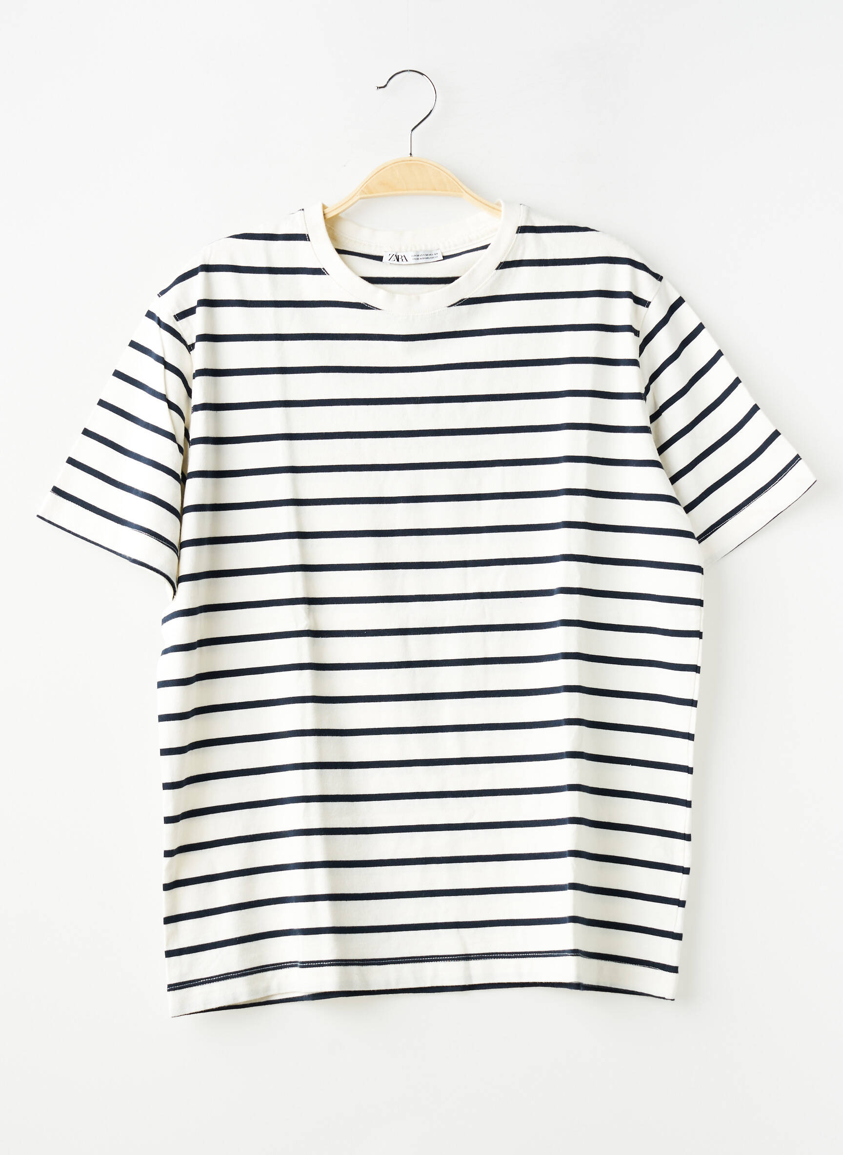 T-shirt coupe droite manches courtes beige ZARA femme