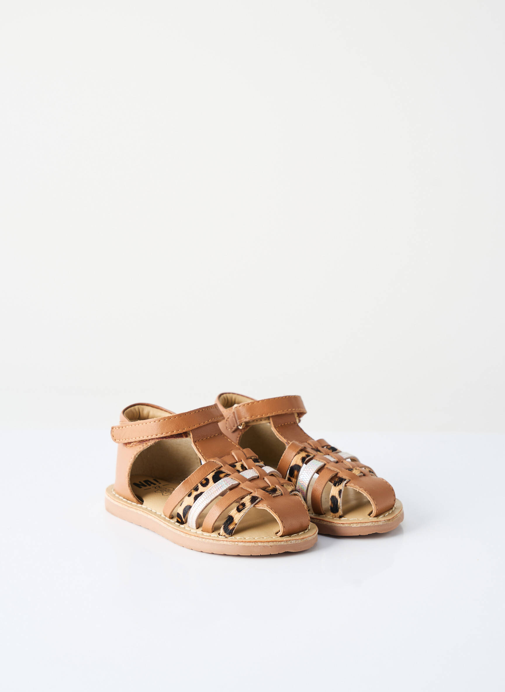 Sandales/nu pieds fermeture scratch marron NA! fille