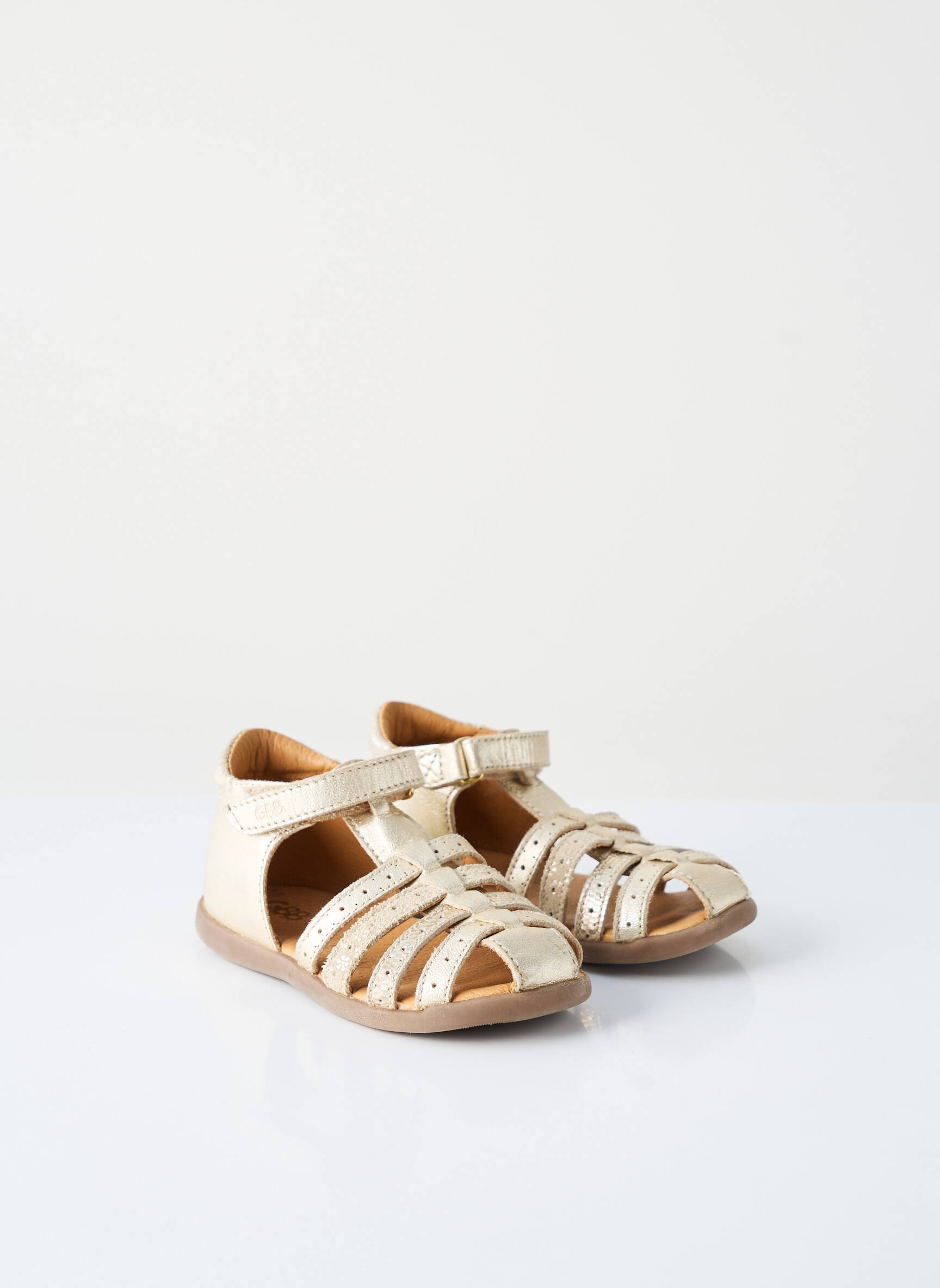 Sandales/nu pieds tissage métallisé or GBB fille