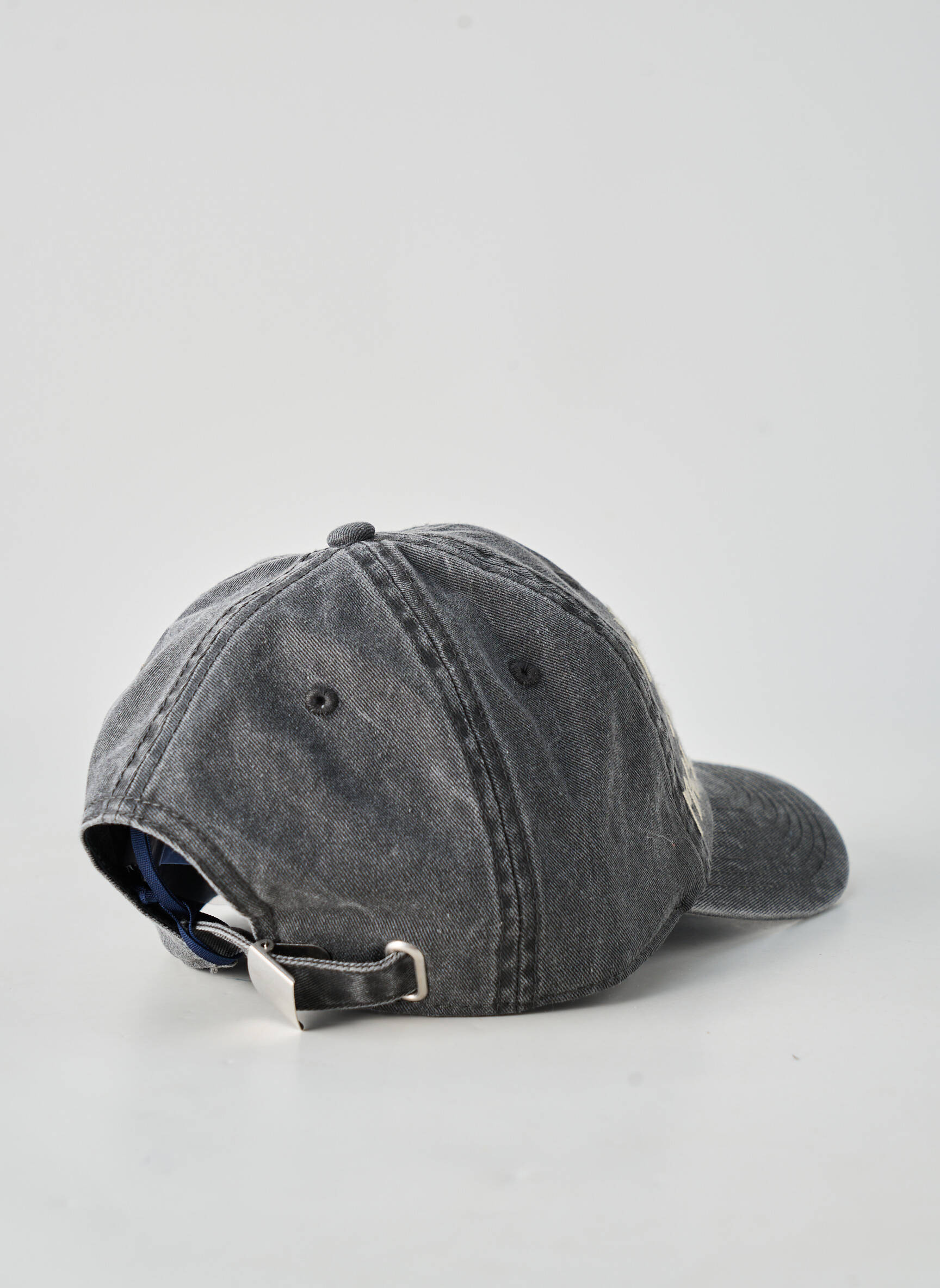 Casquette broderie gris BOB femme