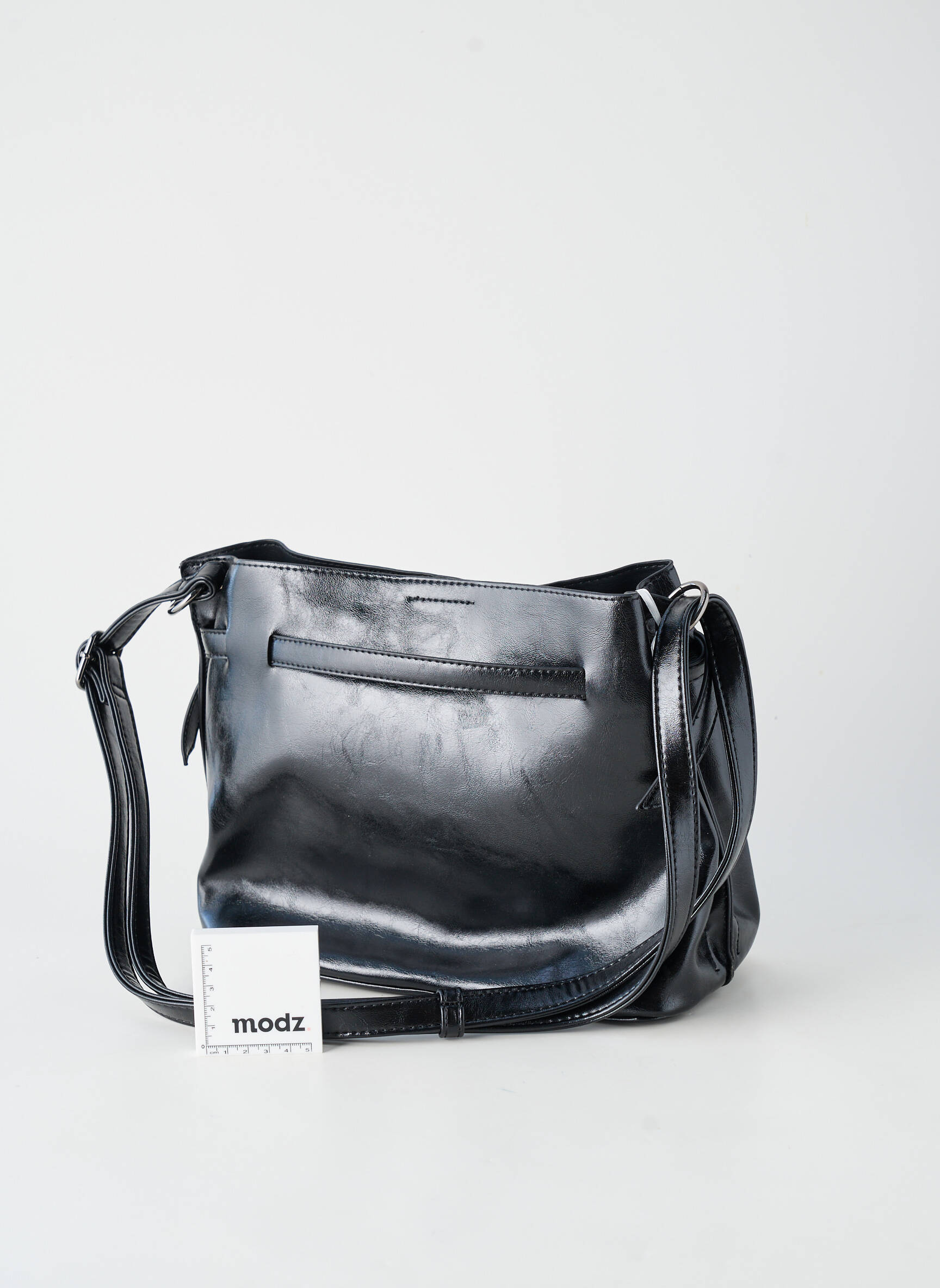 Sac multipoches forme rectangulaire noir INES DELAURE femme