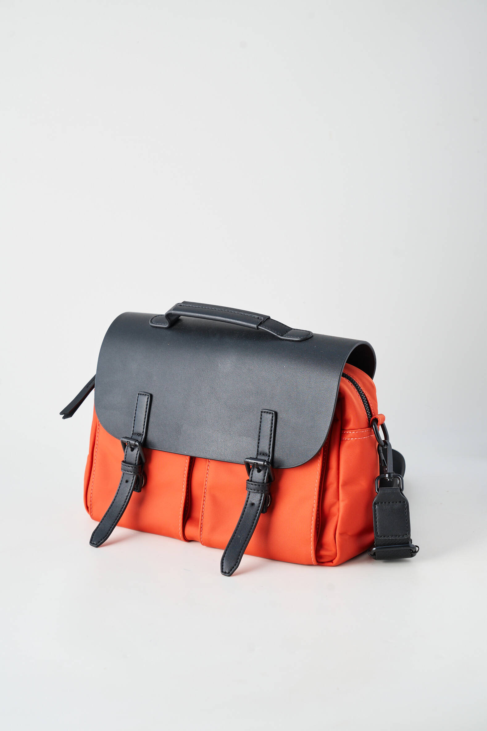 Sac multipoches forme rectangulaire orange ZÈDE femme