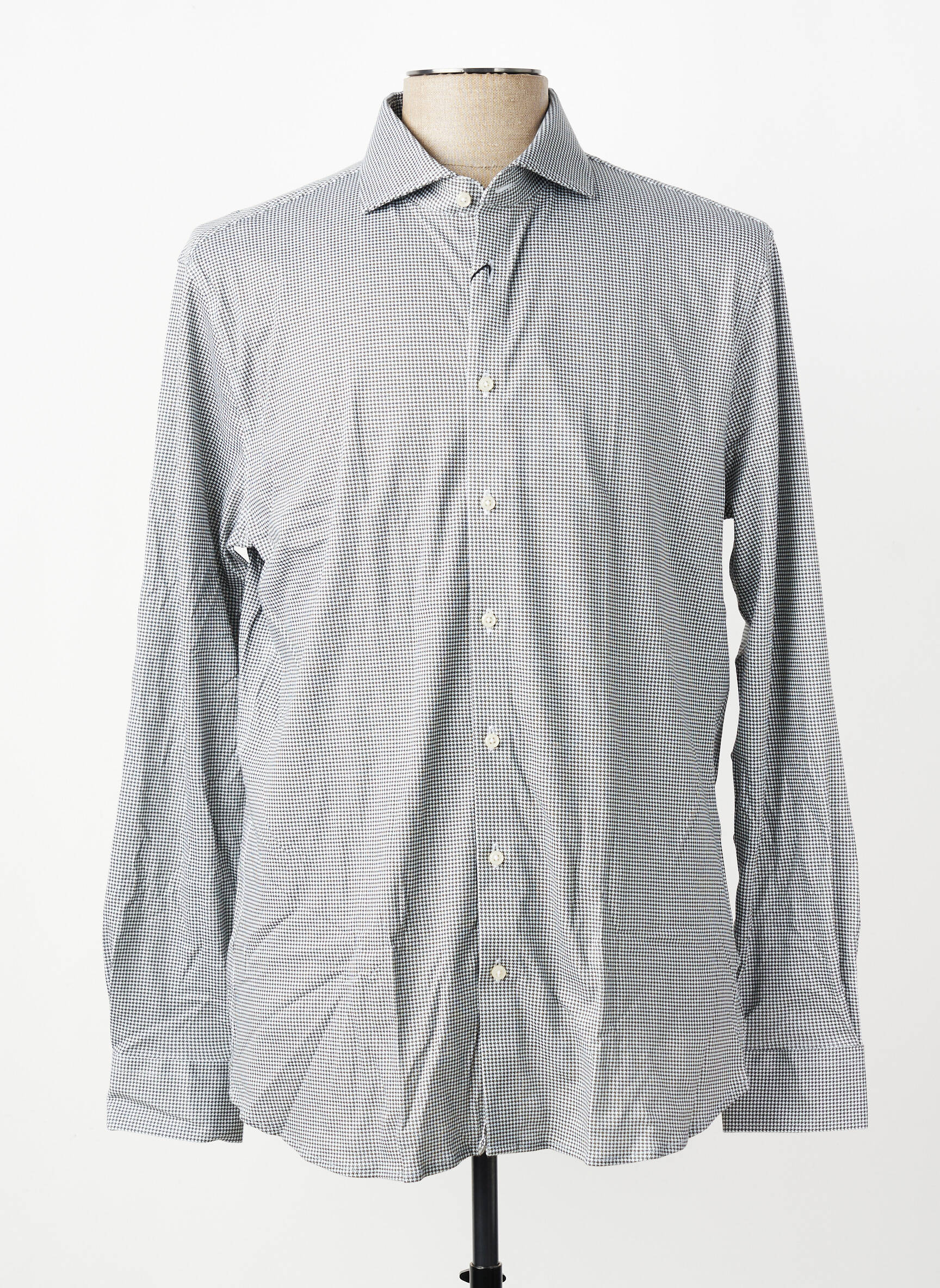 Chemise manches longues coupe cintrée noir DESOTO homme