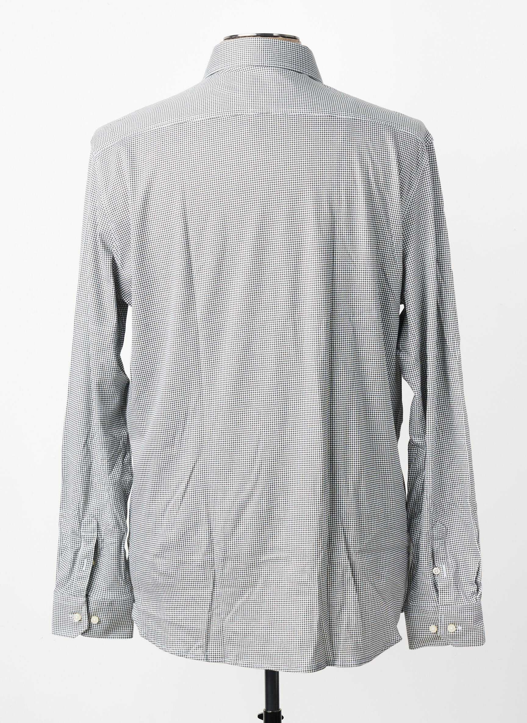 Chemise manches longues coupe cintrée noir DESOTO homme