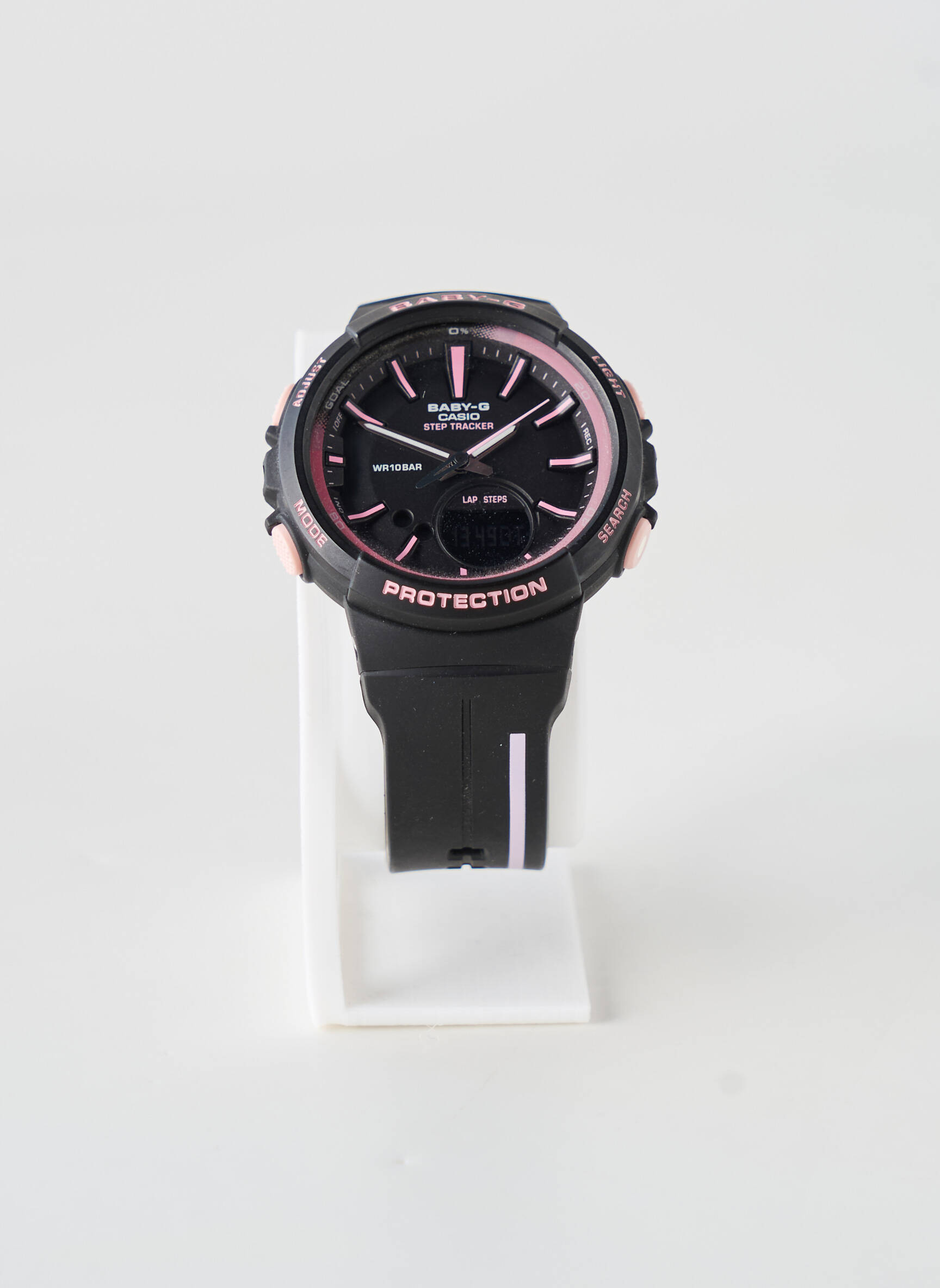 Montre matériaux silicone noir CASIO femme
