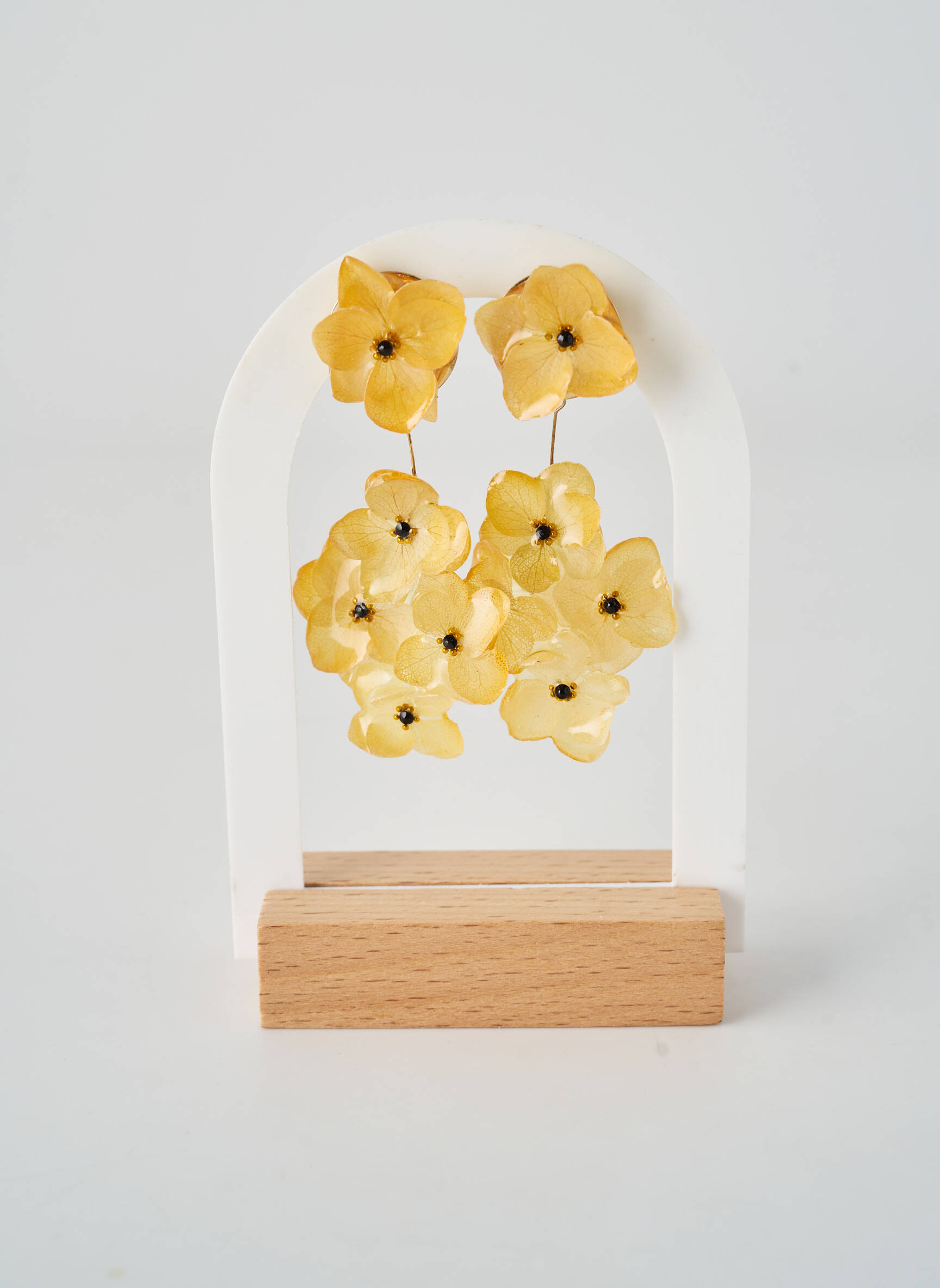 Boucles d’oreilles matériaux métal jaune CRÉOLES D'ALEXANDRINE femme