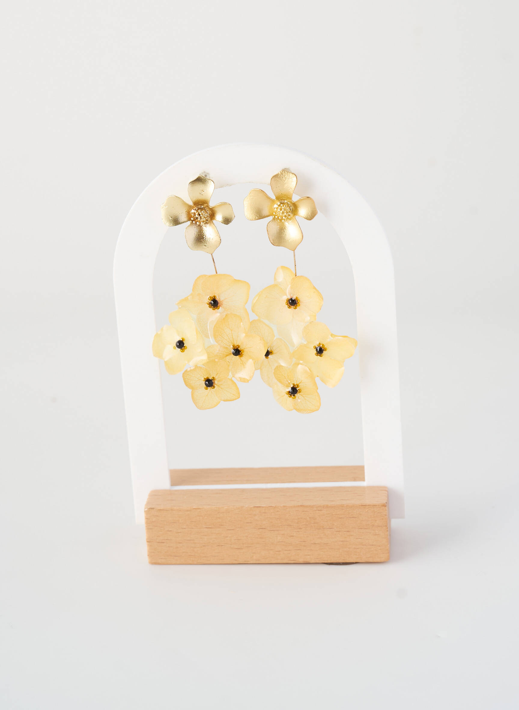 Boucles d’oreilles matériaux métal jaune CRÉOLES D'ALEXANDRINE femme