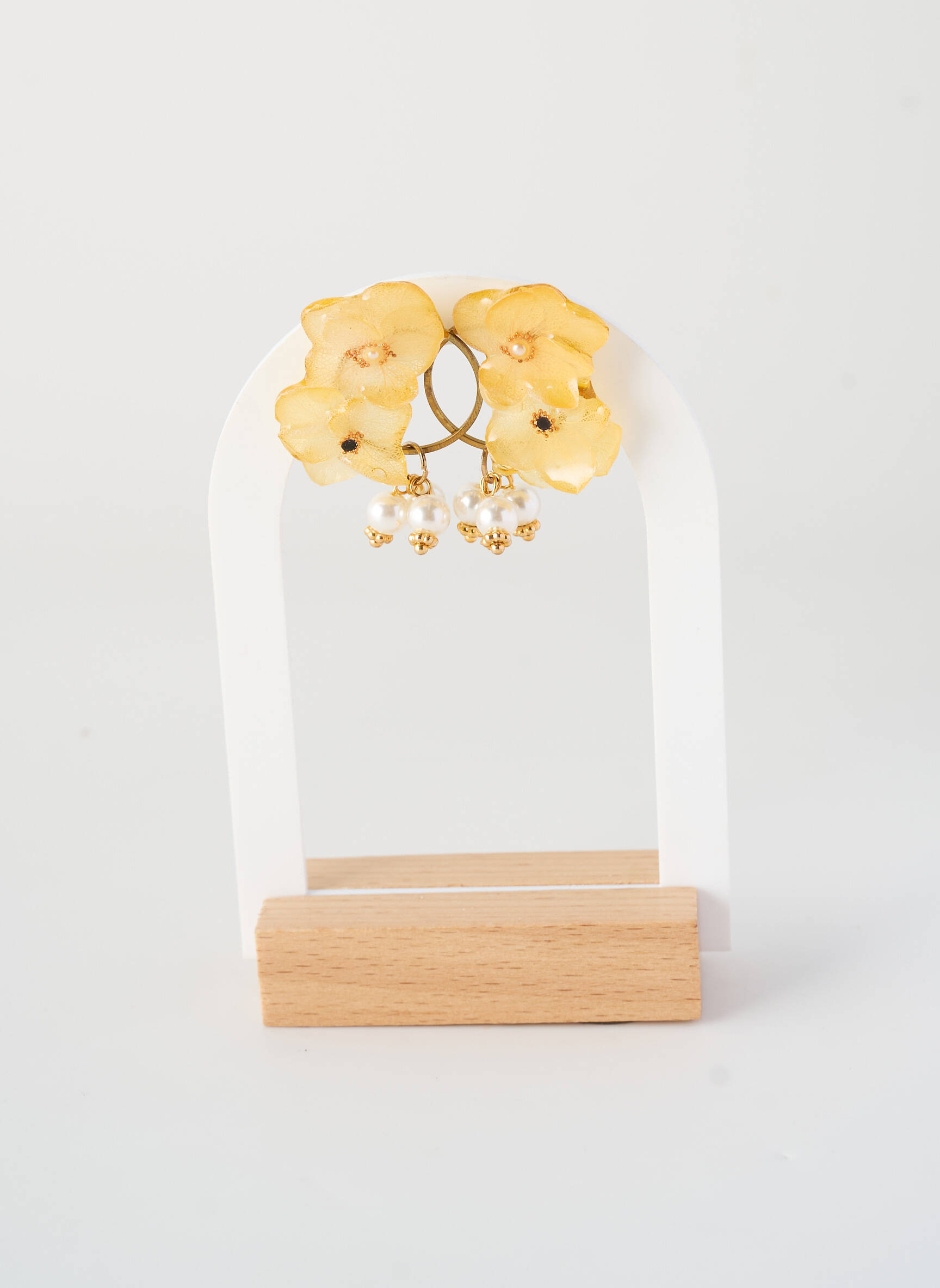 Boucles d’oreilles matériaux métal jaune CRÉOLES D'ALEXANDRINE femme