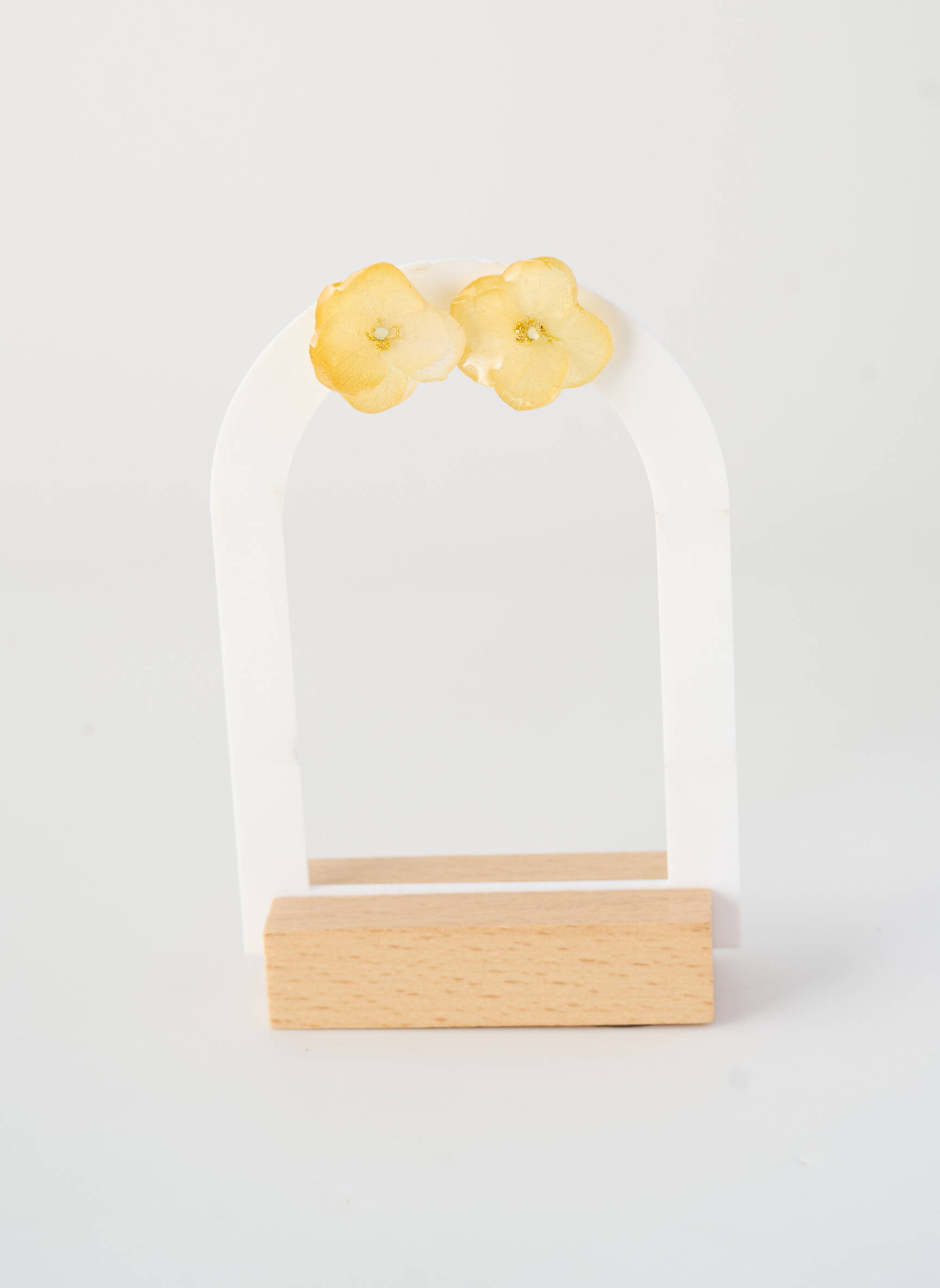 Boucles d’oreilles matériaux métal jaune CRÉOLES D'ALEXANDRINE femme