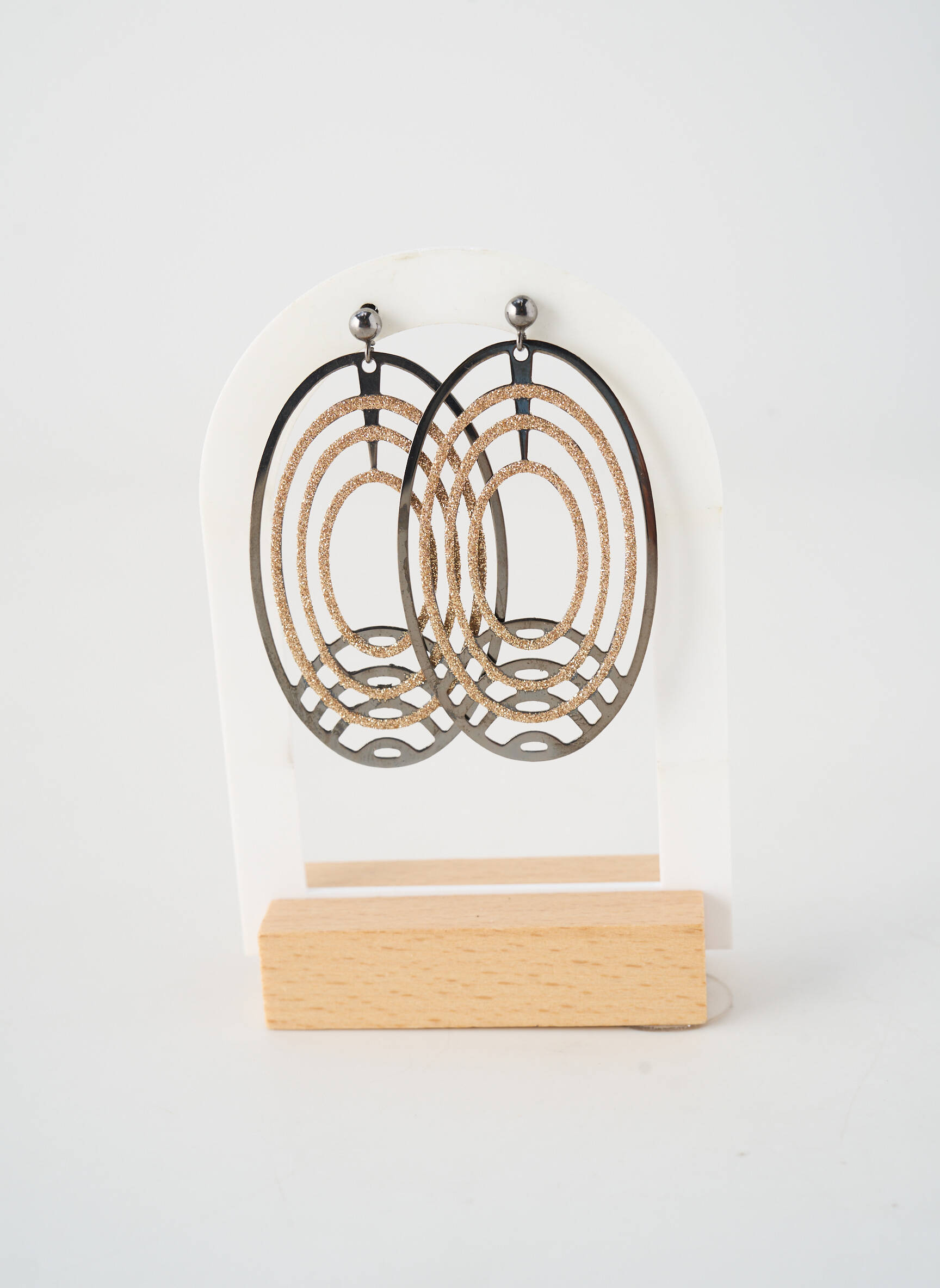 Boucles d’oreilles matériaux argent noir ORUS femme