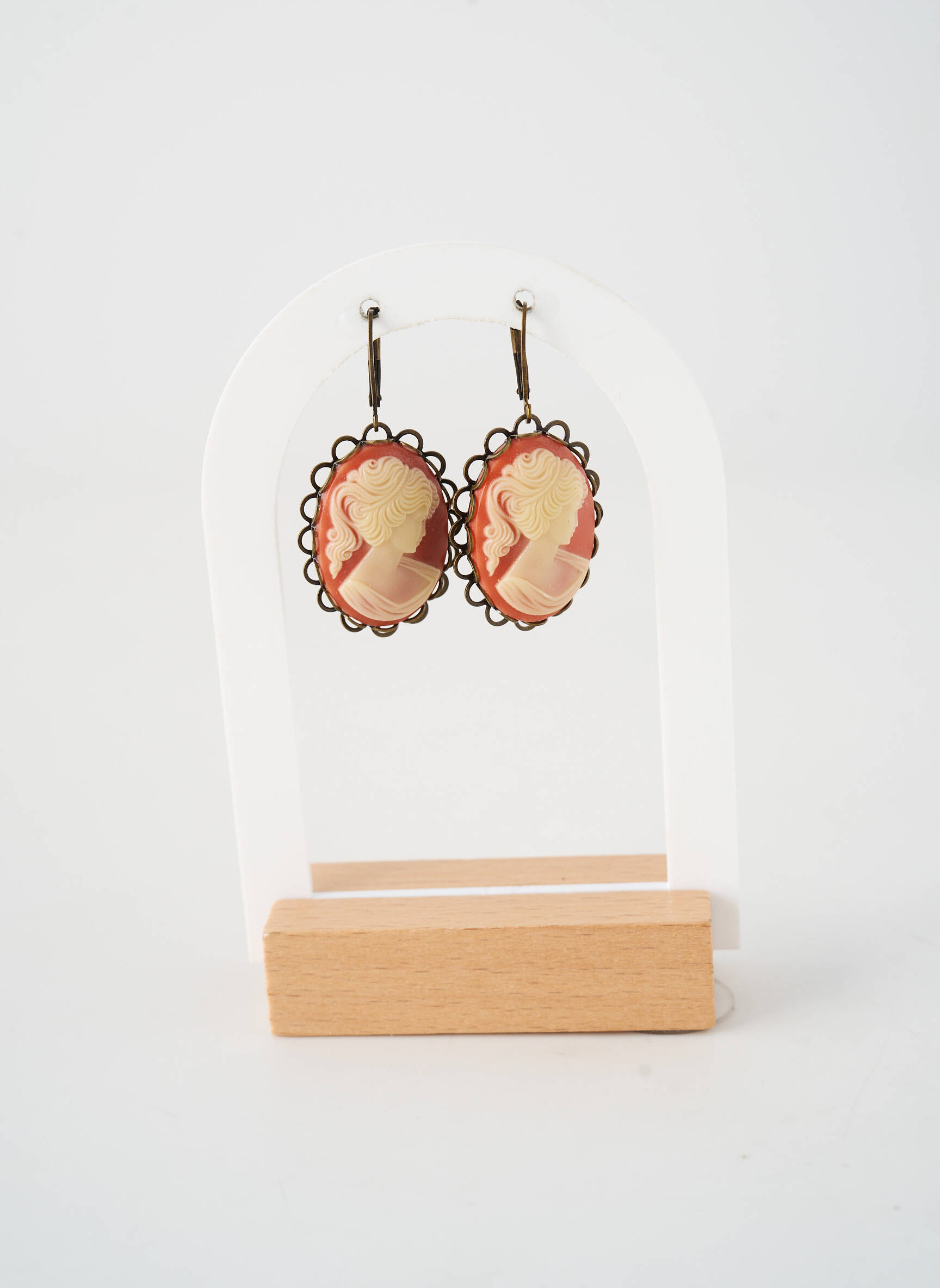 Boucles d’oreilles fermeture fermoir créole rose MADAME LILI femme
