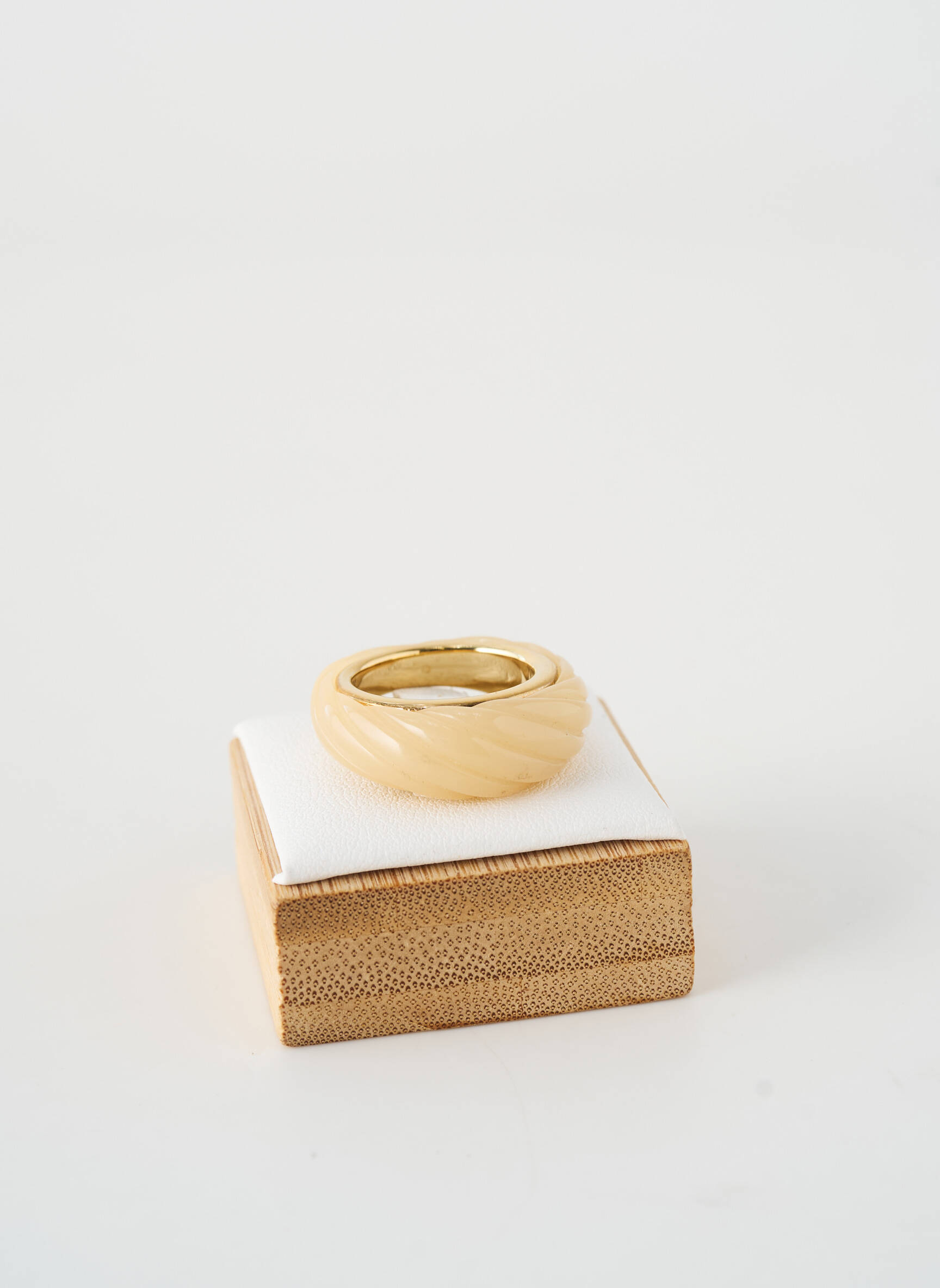 Bague matériaux plaqué or beige NINA RICCI femme