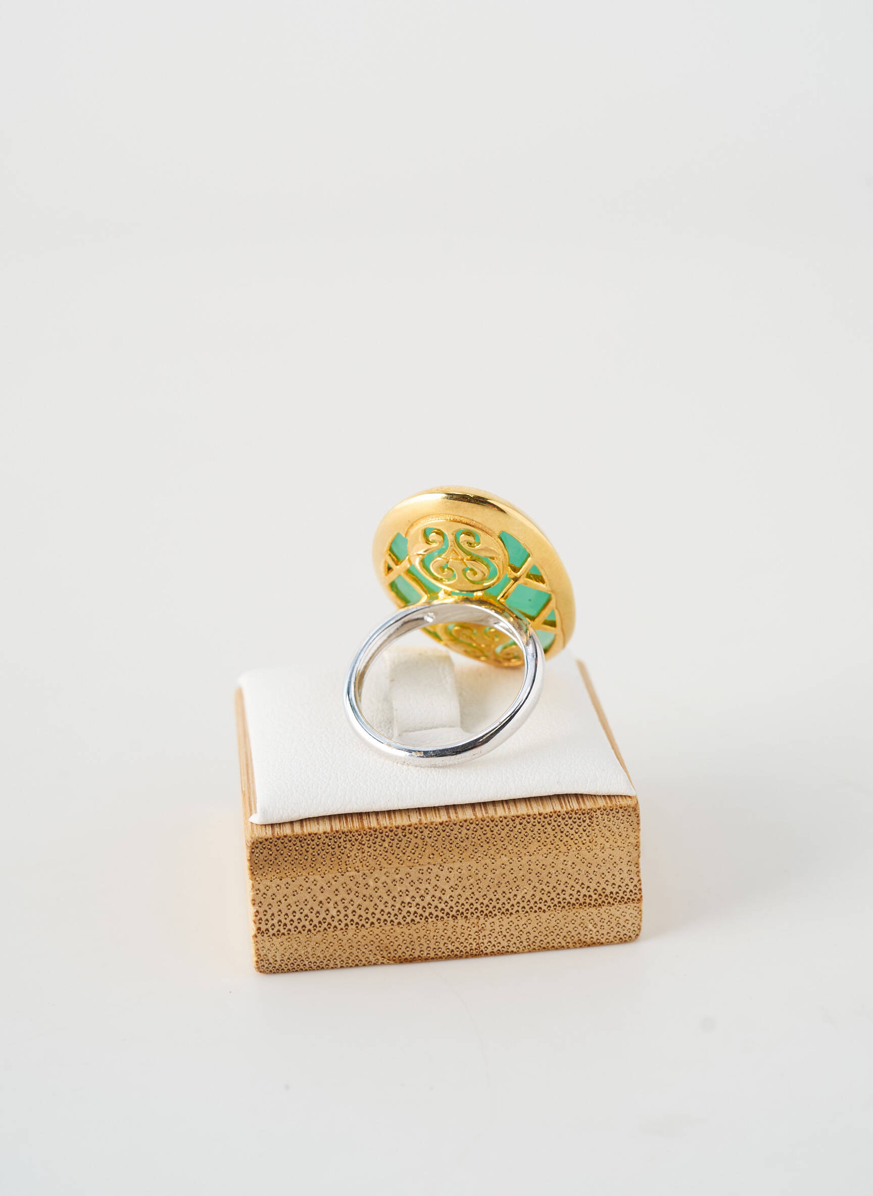 Bague ornement pierre vert ORUS femme