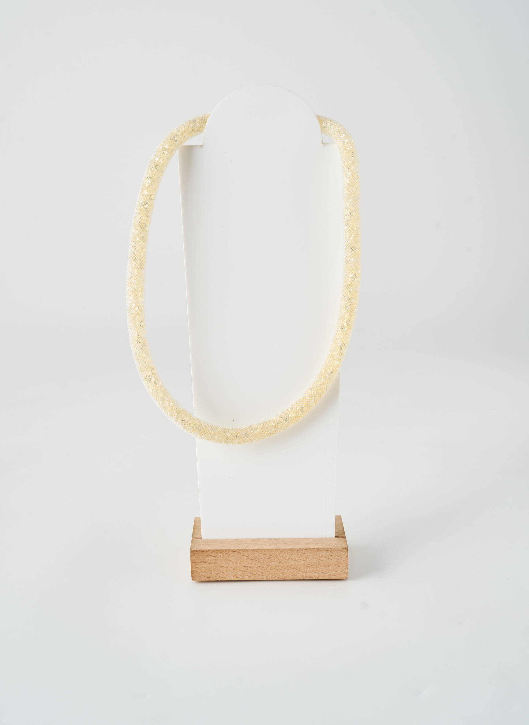 Collier fermeture aimant beige PIO femme