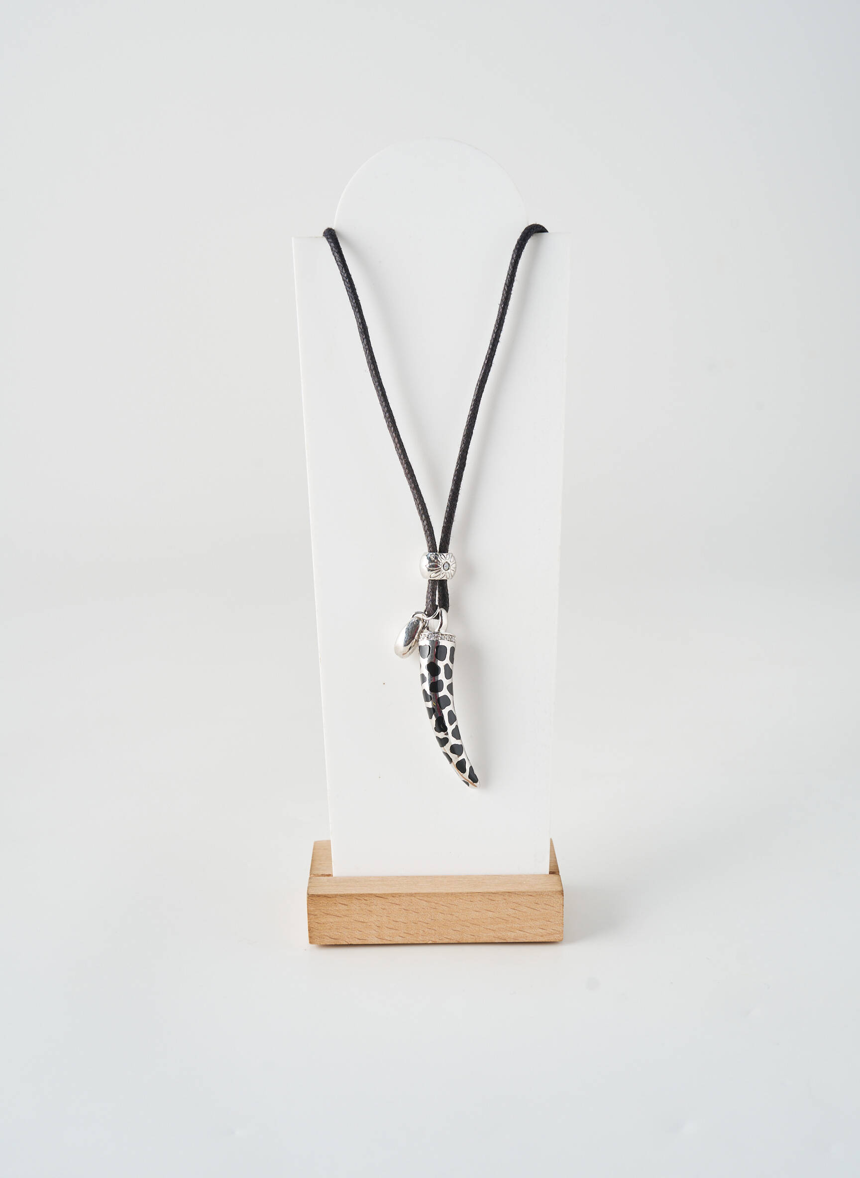 Collier matériaux métal noir COBRA femme
