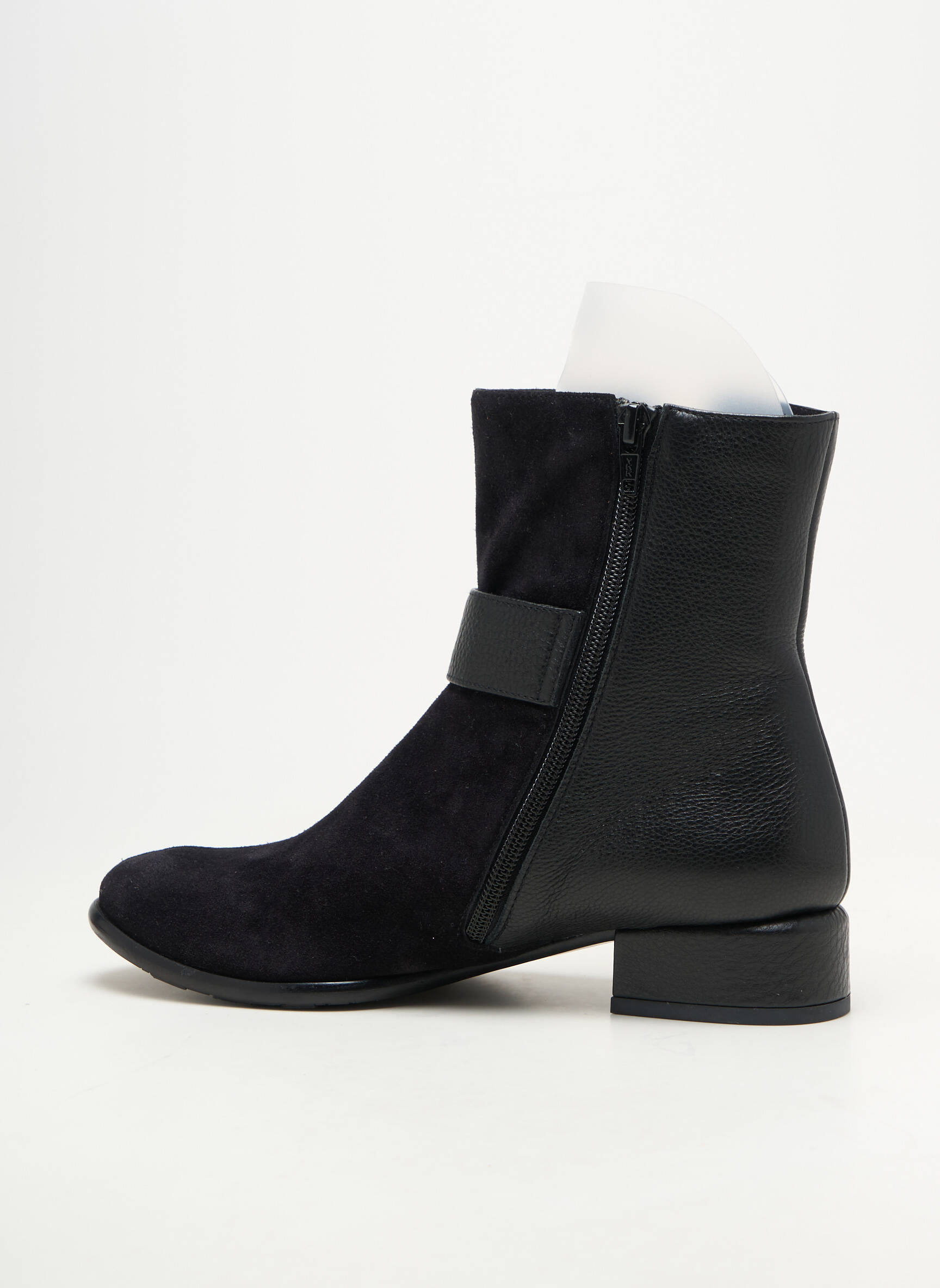 Bottines/boots talon bas talon plat jusqu'à 3cm noir CHIE MIHARA femme