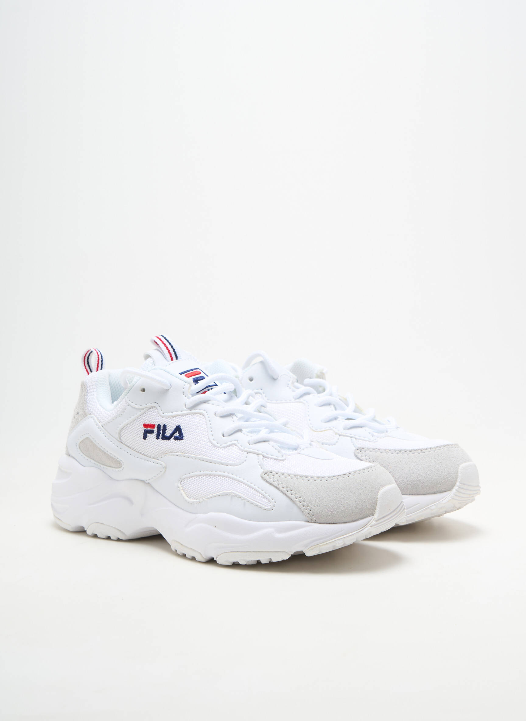 Baskets bout rond talon plat jusqu'à 3cm blanc FILA femme