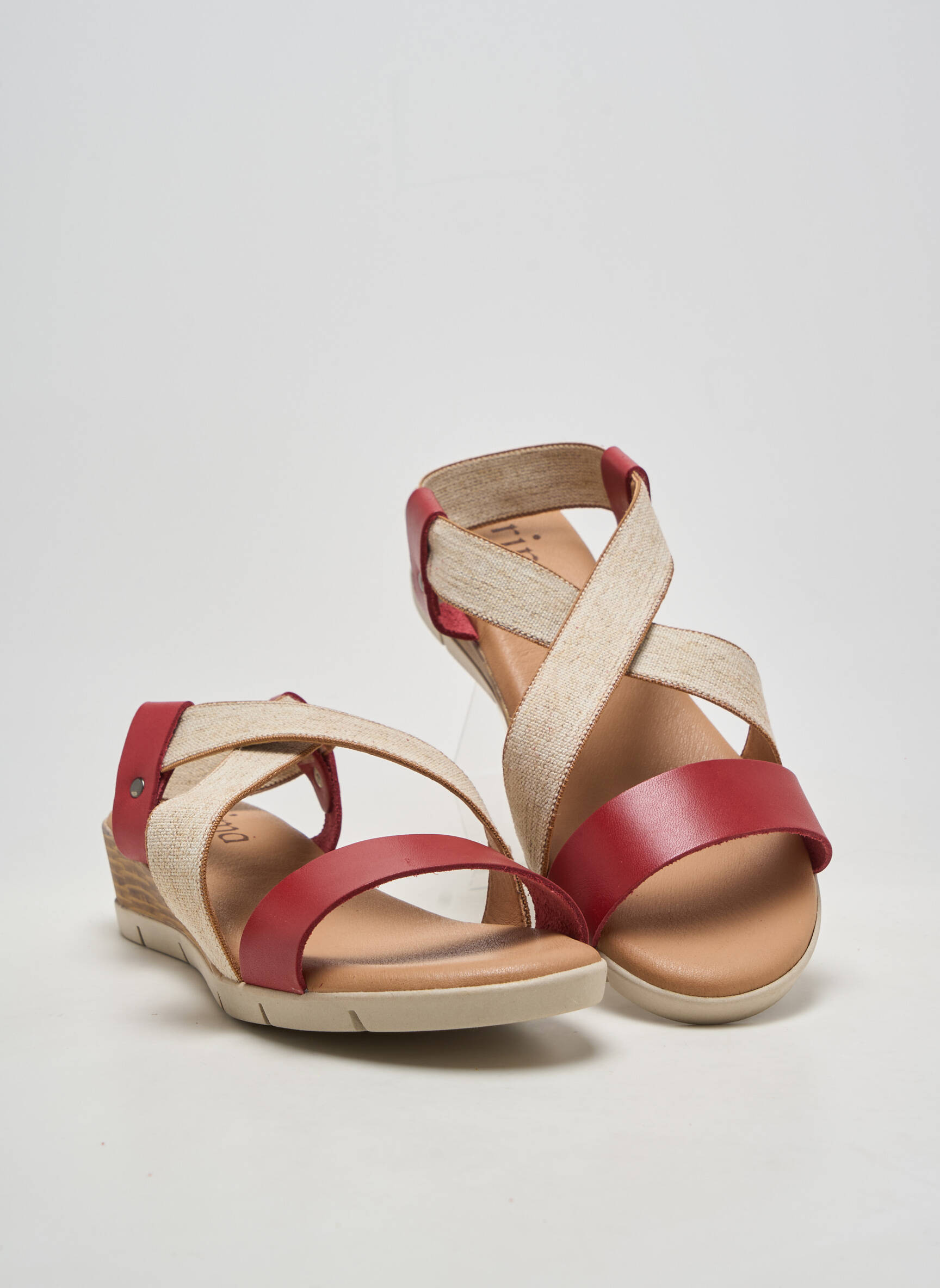 Sandales/nu pieds matière lisse talon de 4 à 6cm rouge ARIMA femme