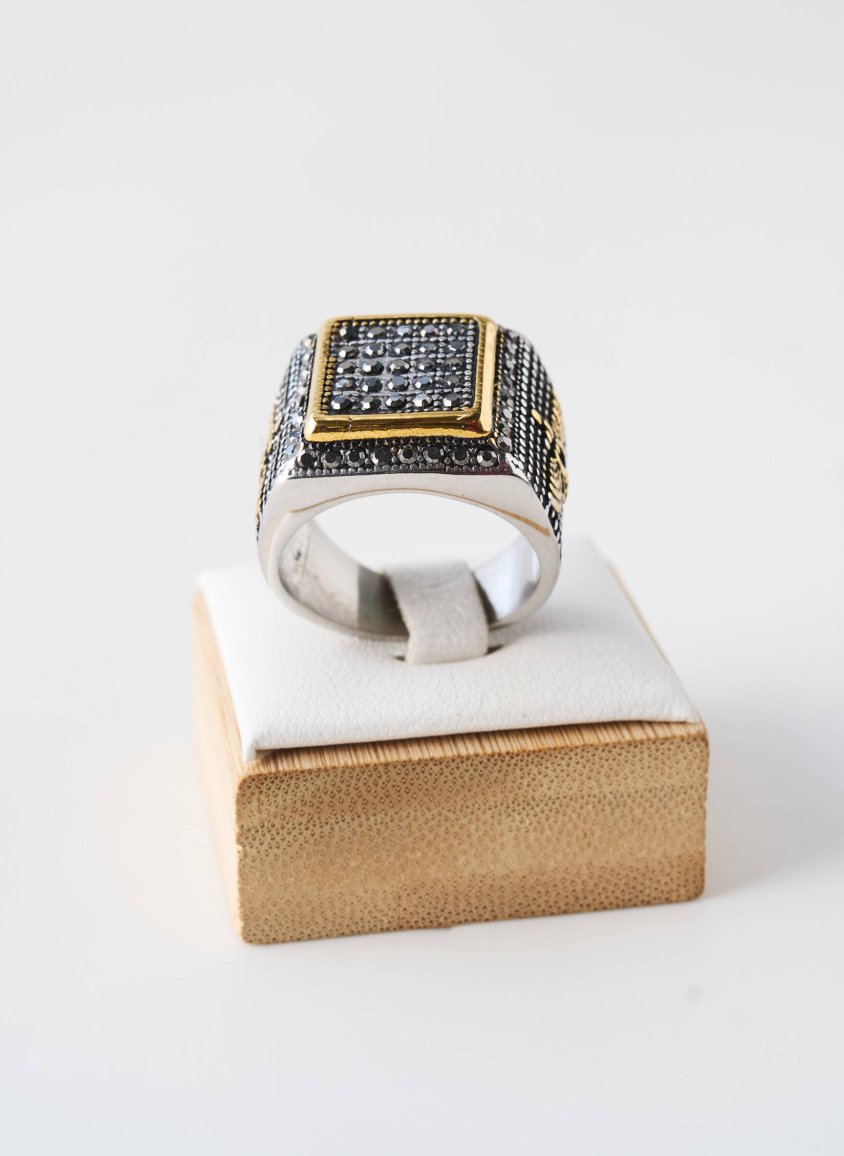 Bague noir TATA GISELE homme
