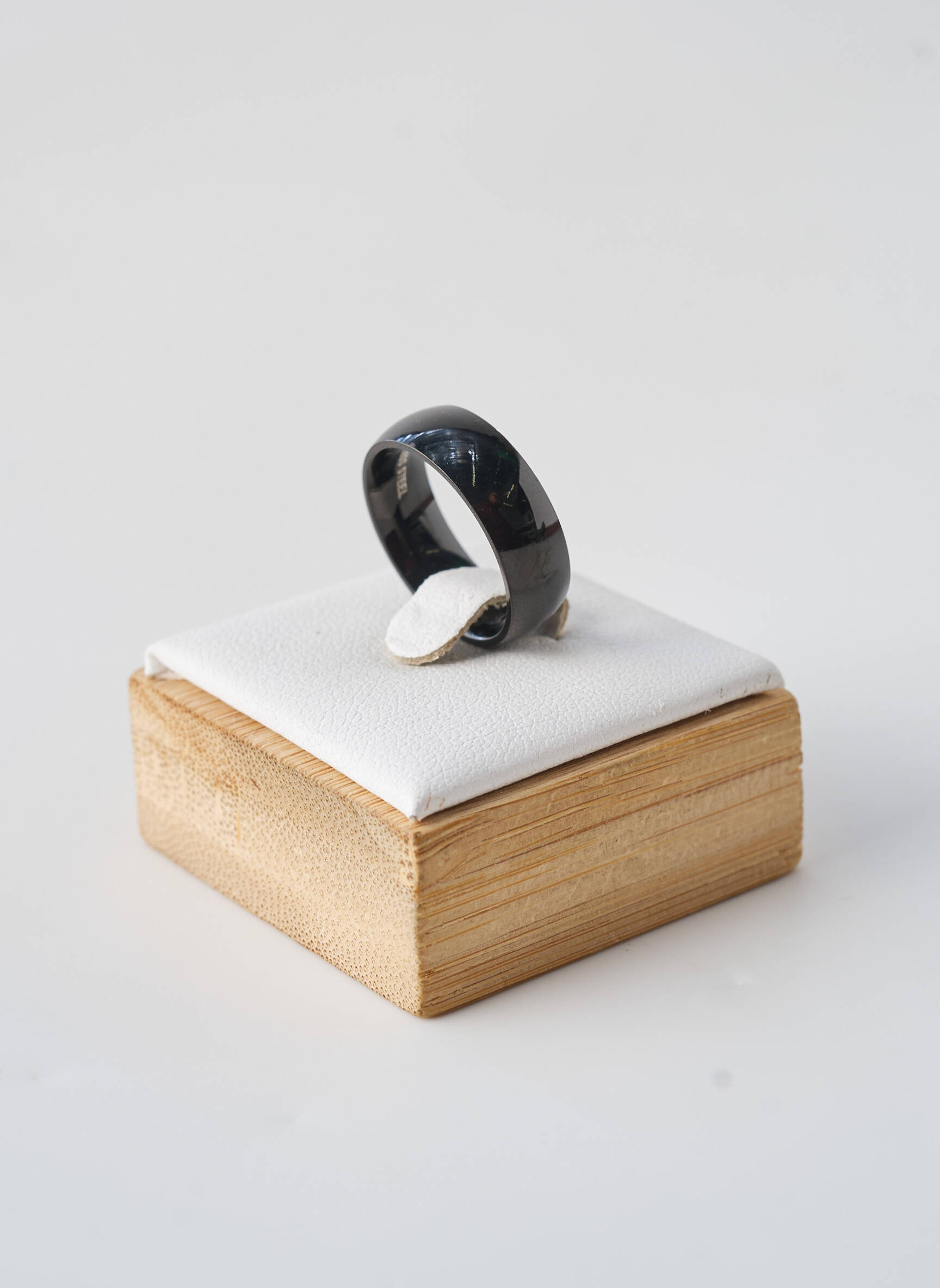Bague noir TATA GISELE homme