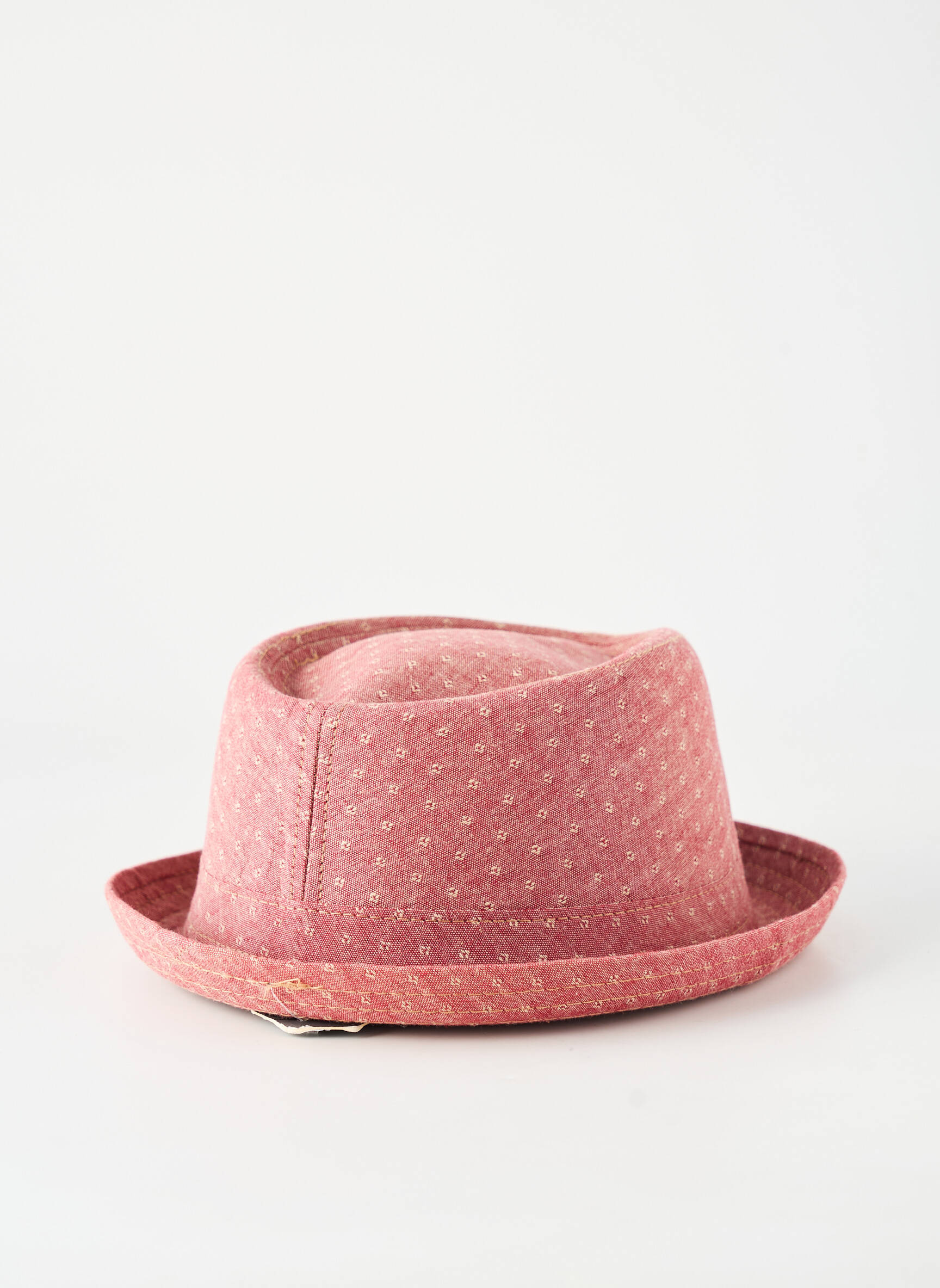 Chapeau bande anti-transpiration rouge CHILLOUTS homme