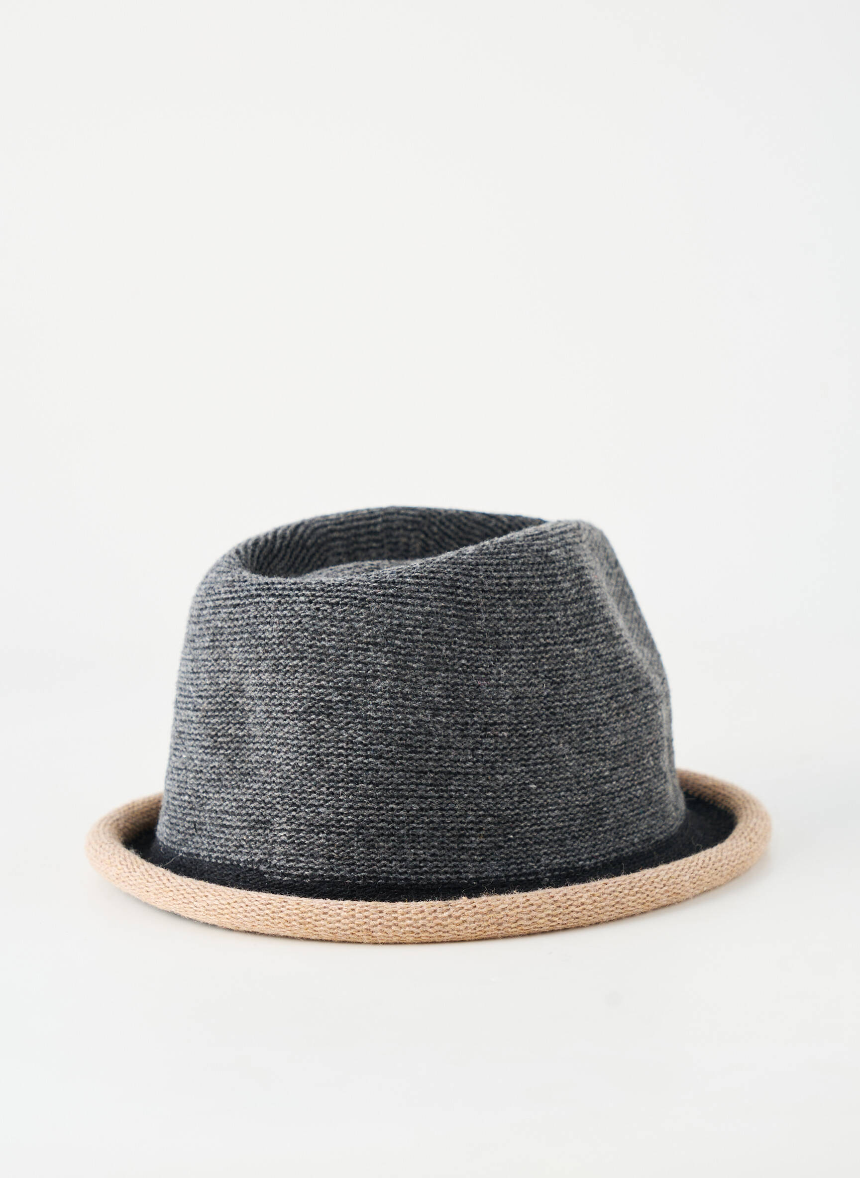 Chapeau bande anti-transpiration gris CHILLOUTS homme