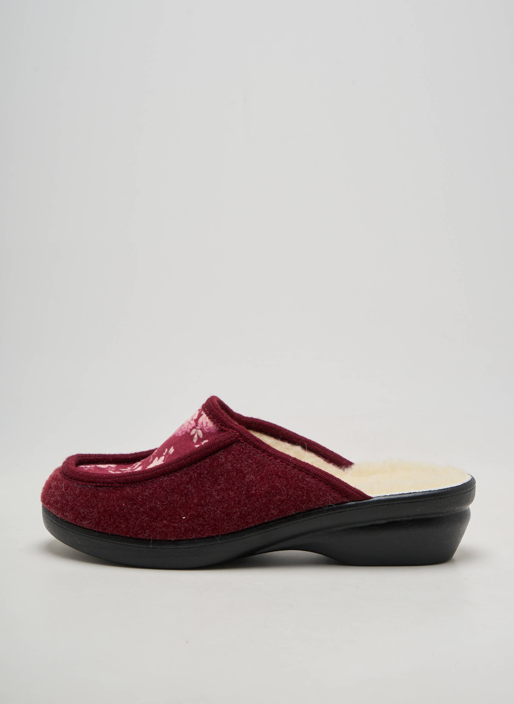 Chaussons/pantoufles  talon de 4 à 6cm rouge SEDAGYL femme