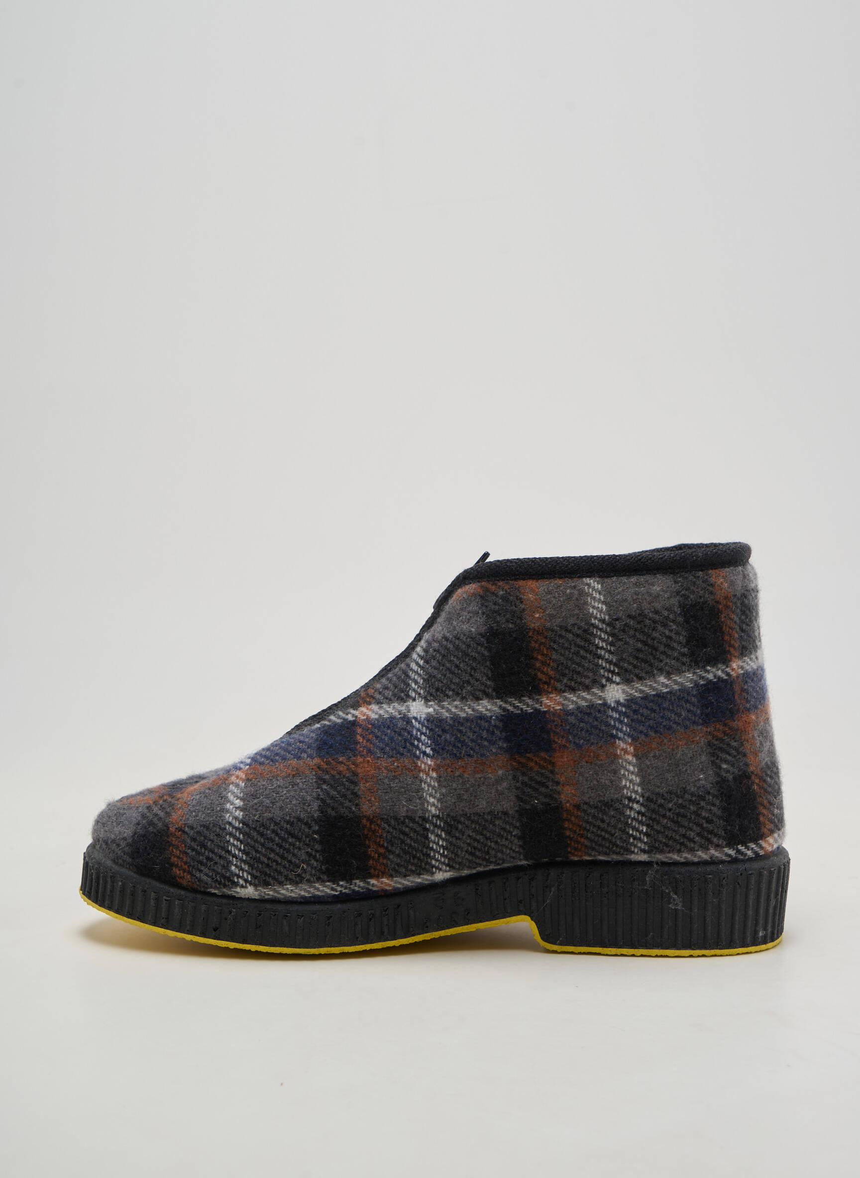 Chaussons/pantoufles fourrée talon plat jusqu'à 3cm gris EMANUELA femme