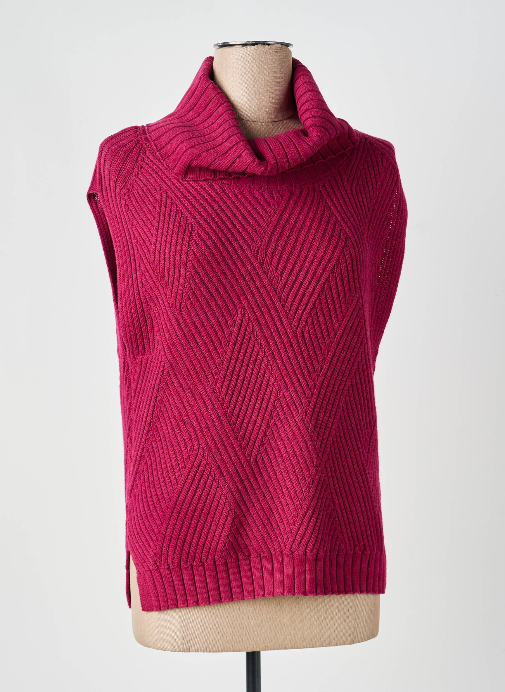Pull col roulé coupe cintrée sans manche violet MARBLE femme