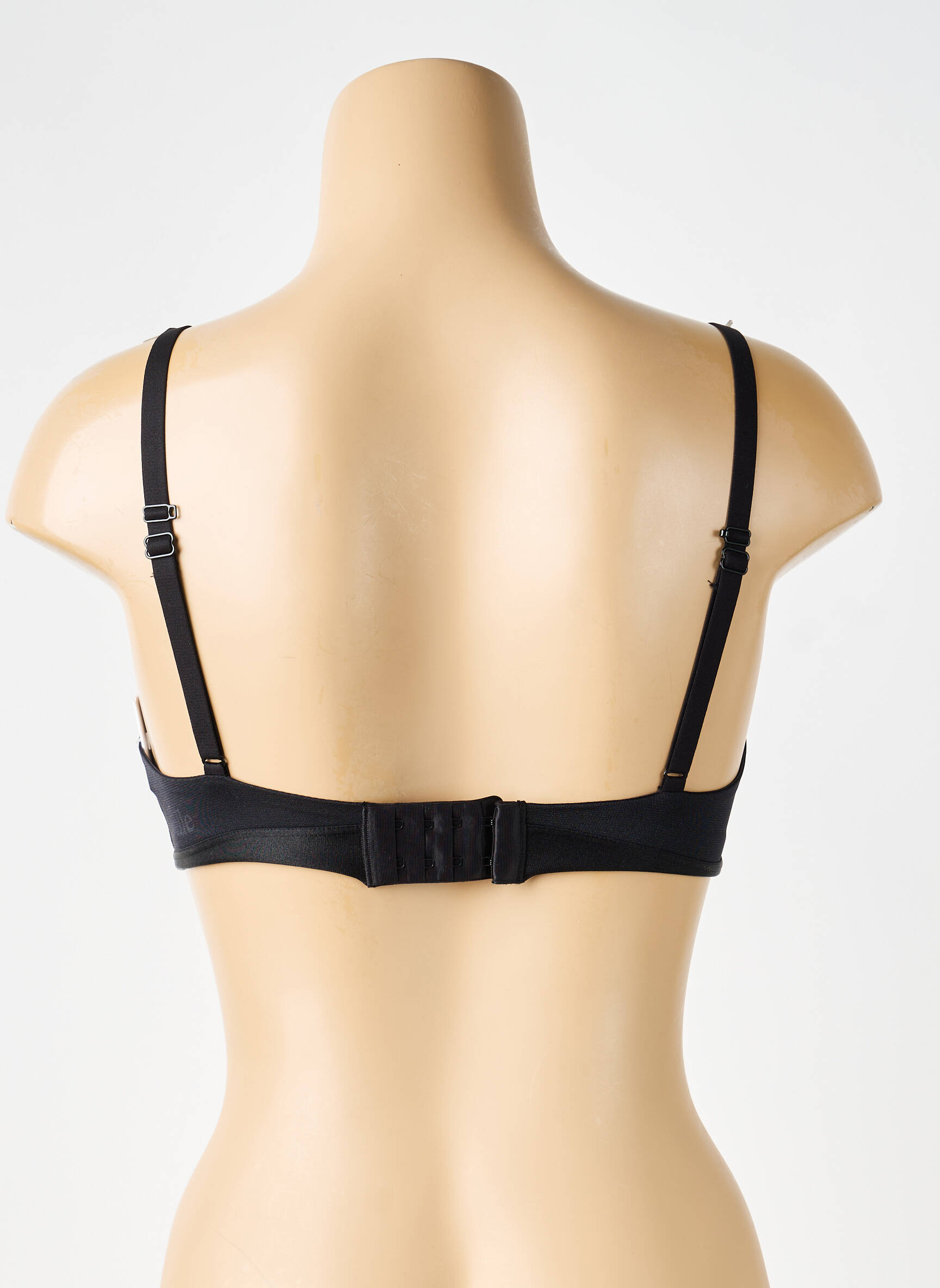 Soutien-gorge effet matière satinée haut soutien-gorge emboitant noir CHANTELLE femme