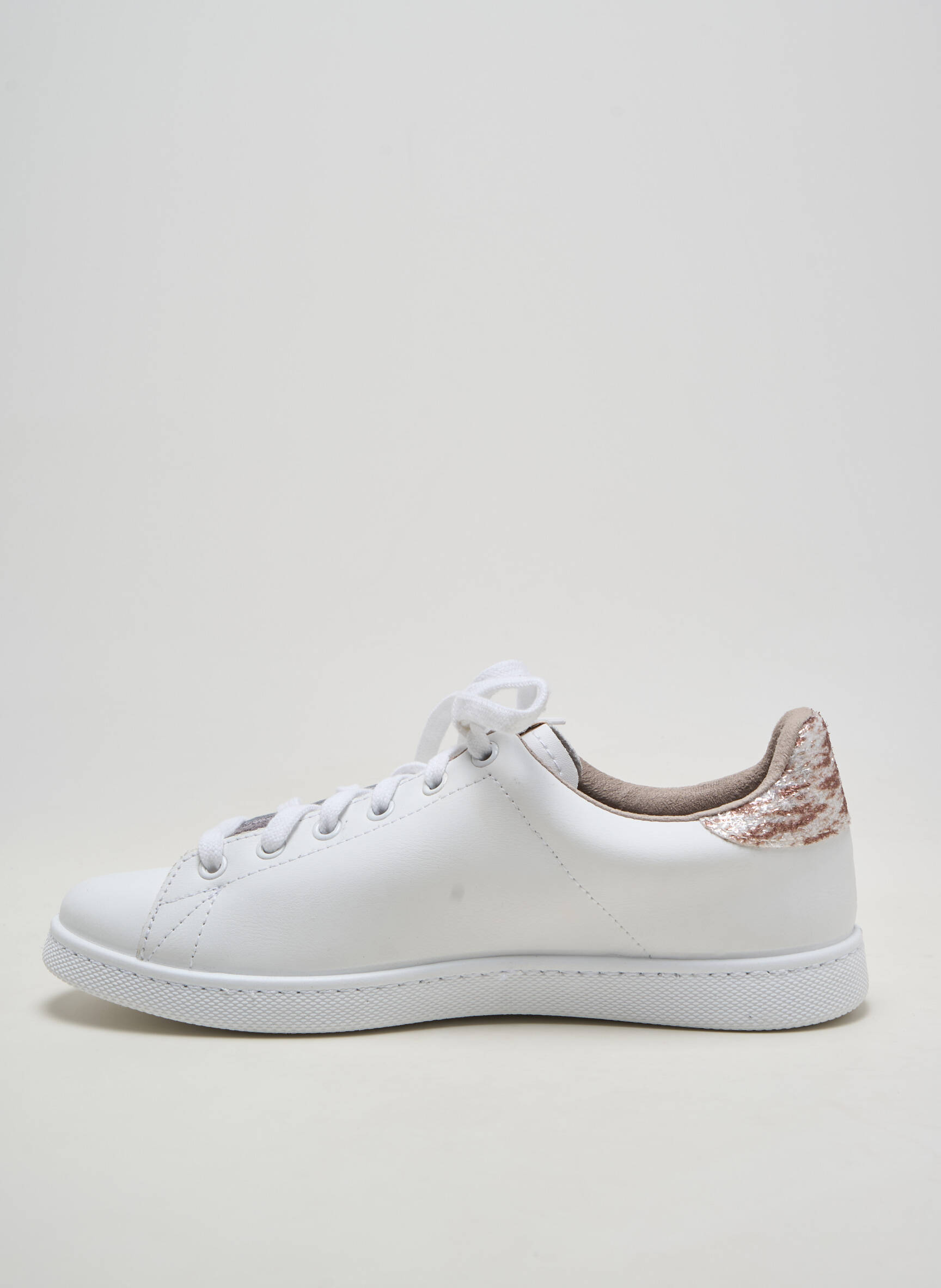 Baskets matière lisse talon plat jusqu'à 3cm blanc VICTORIA femme