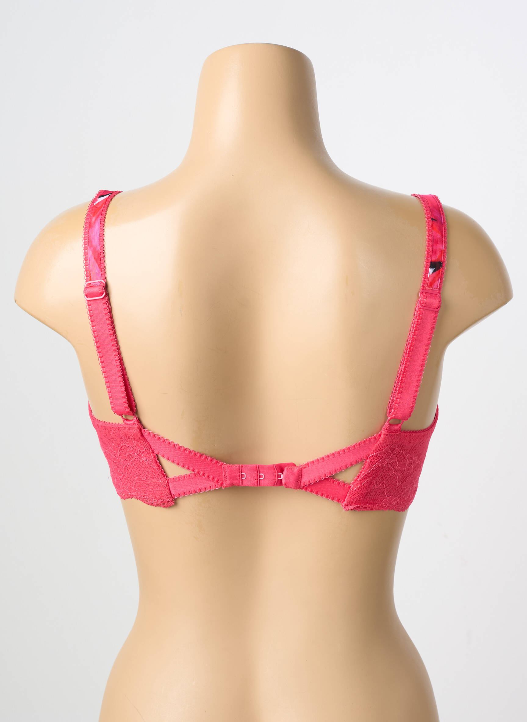 Soutien-gorge effet matière satinée haut soutien-gorge emboitant rose FREYA femme