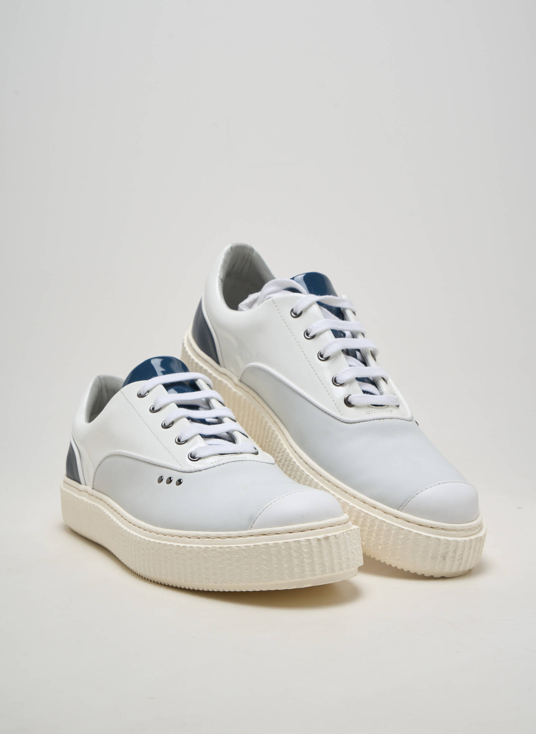 Baskets matière lisse bout rond blanc ME.LAND homme
