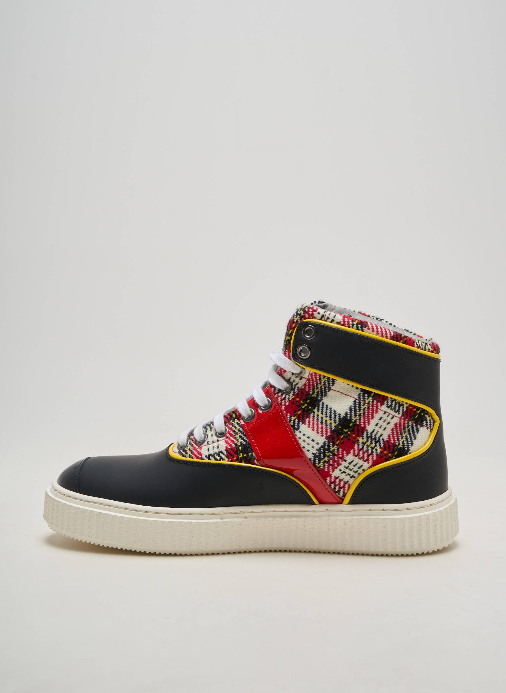 Baskets matière lisse bout rond noir ME.LAND homme