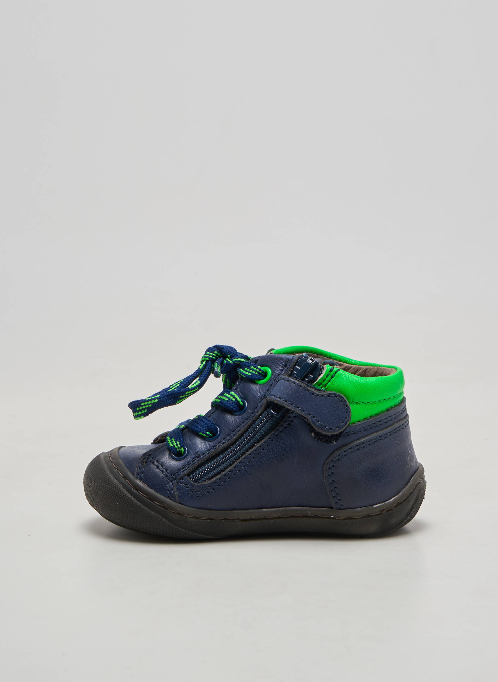 Bottillons nubuck bout rond bleu STONES AND BONES garçon