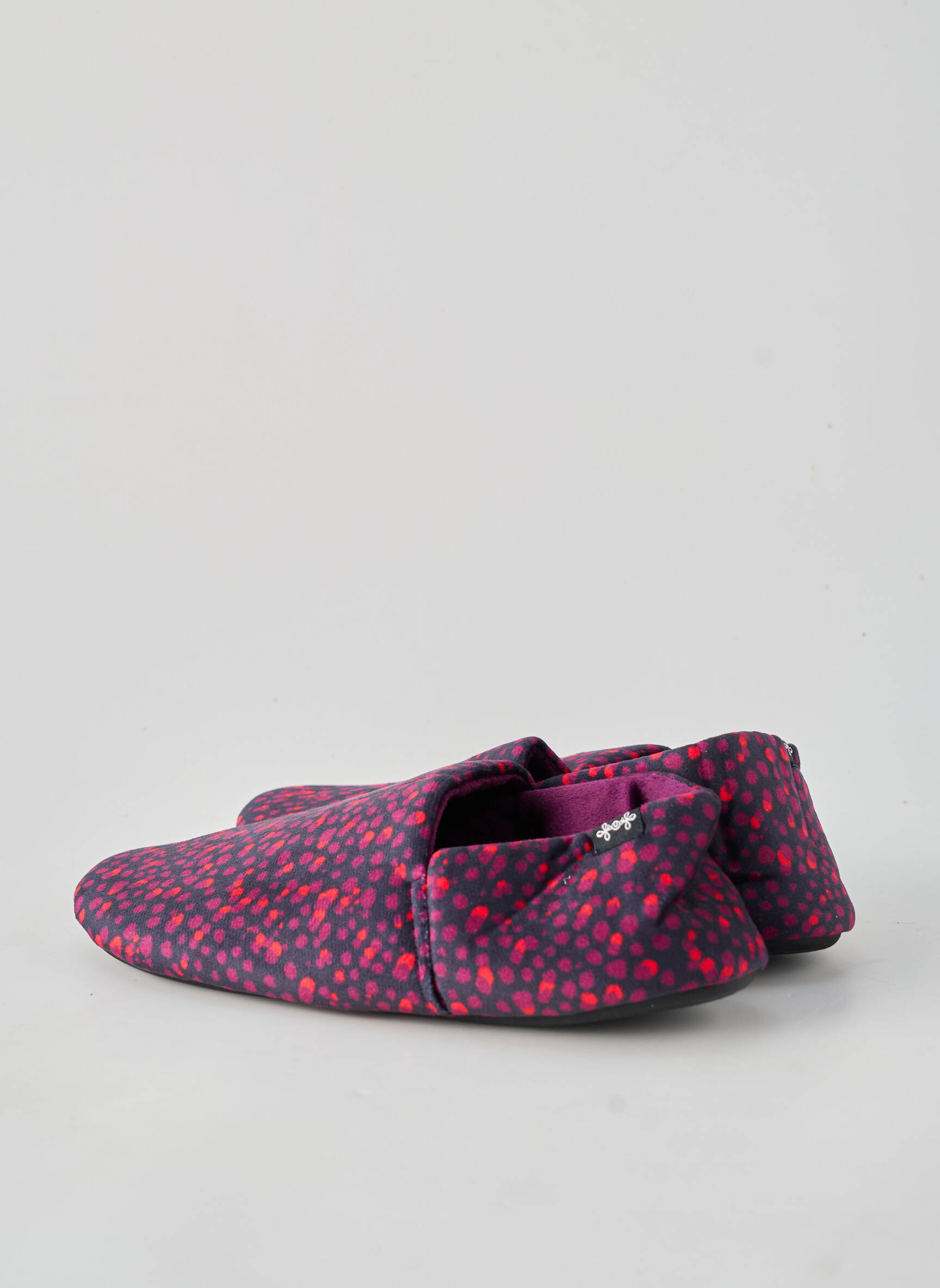 Chaussons/pantoufles bout rond talon plat jusqu'à 3cm violet LA FIANCÉE femme