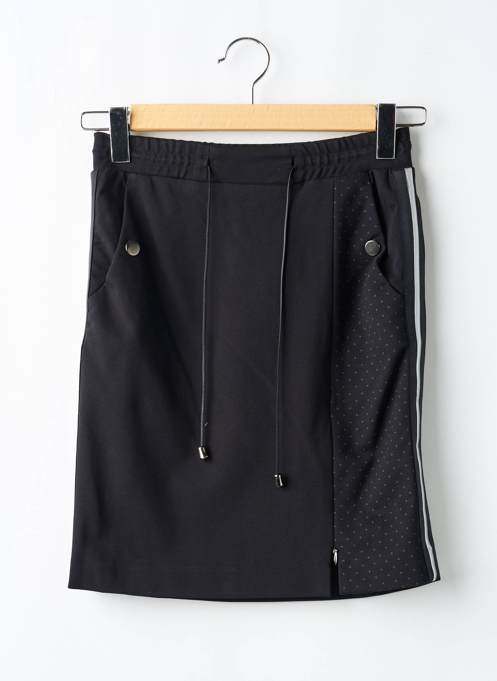 Jupe courte poches noir VOODOO femme