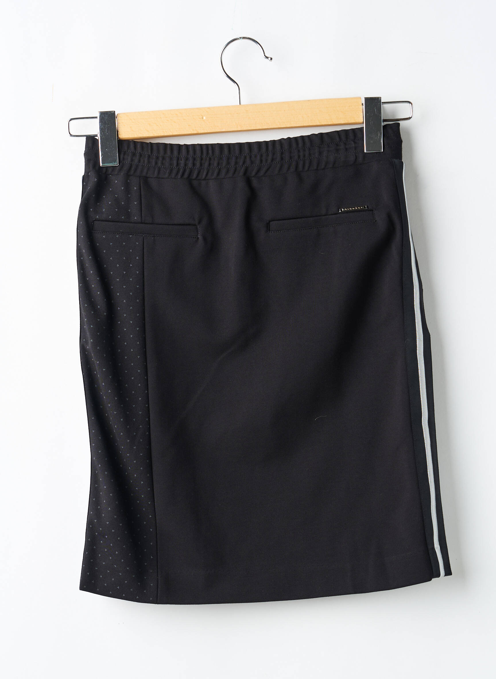 Jupe courte poches noir VOODOO femme